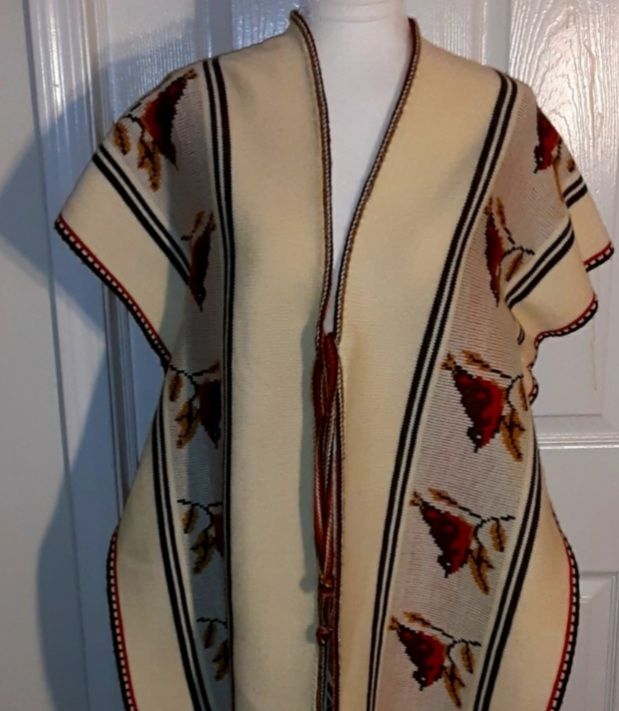 RARE Open Front Knit Poncho Kimono w/ Bird Detail