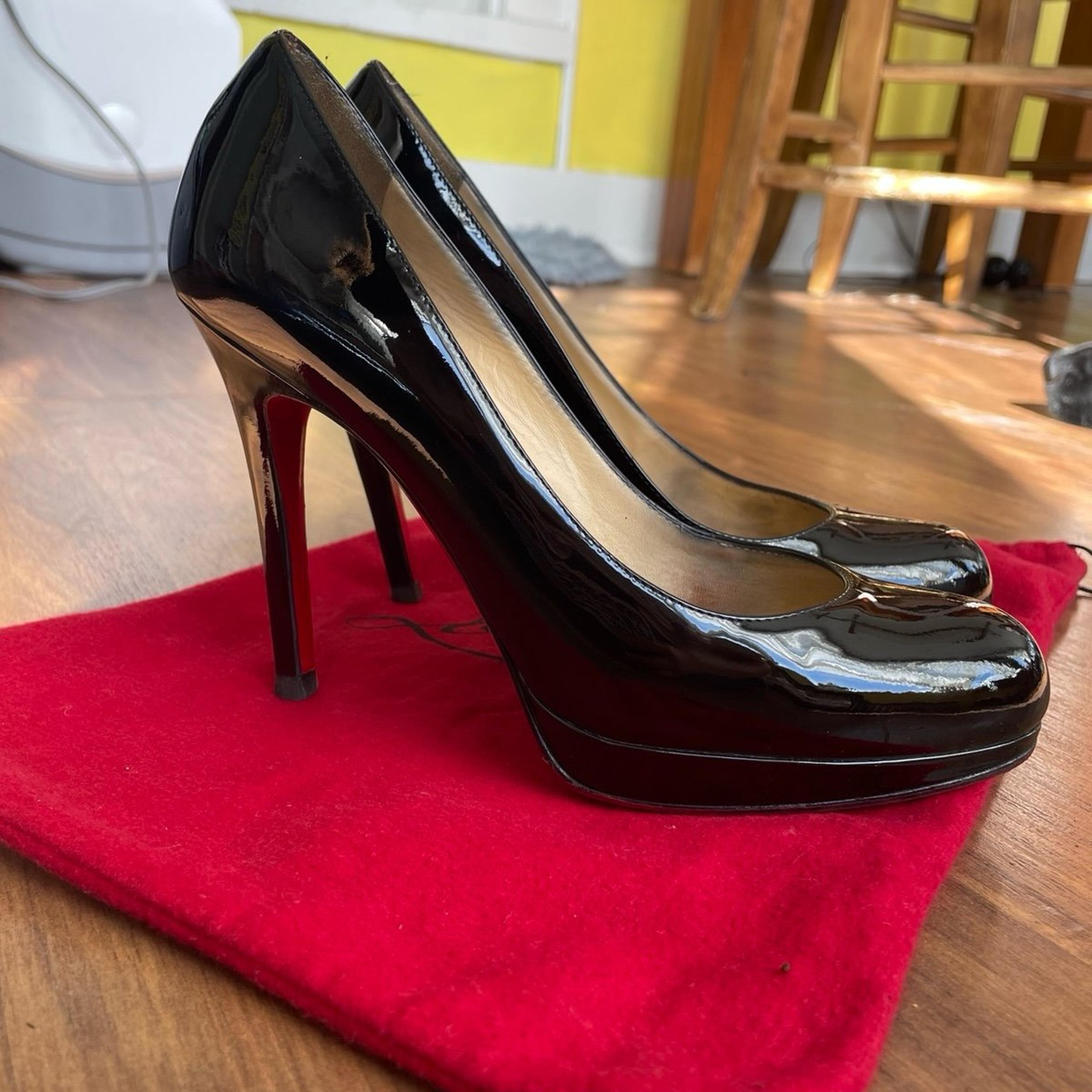Christian Louboutin Bianca  Patent Leather Platform Pump Heels Size 36