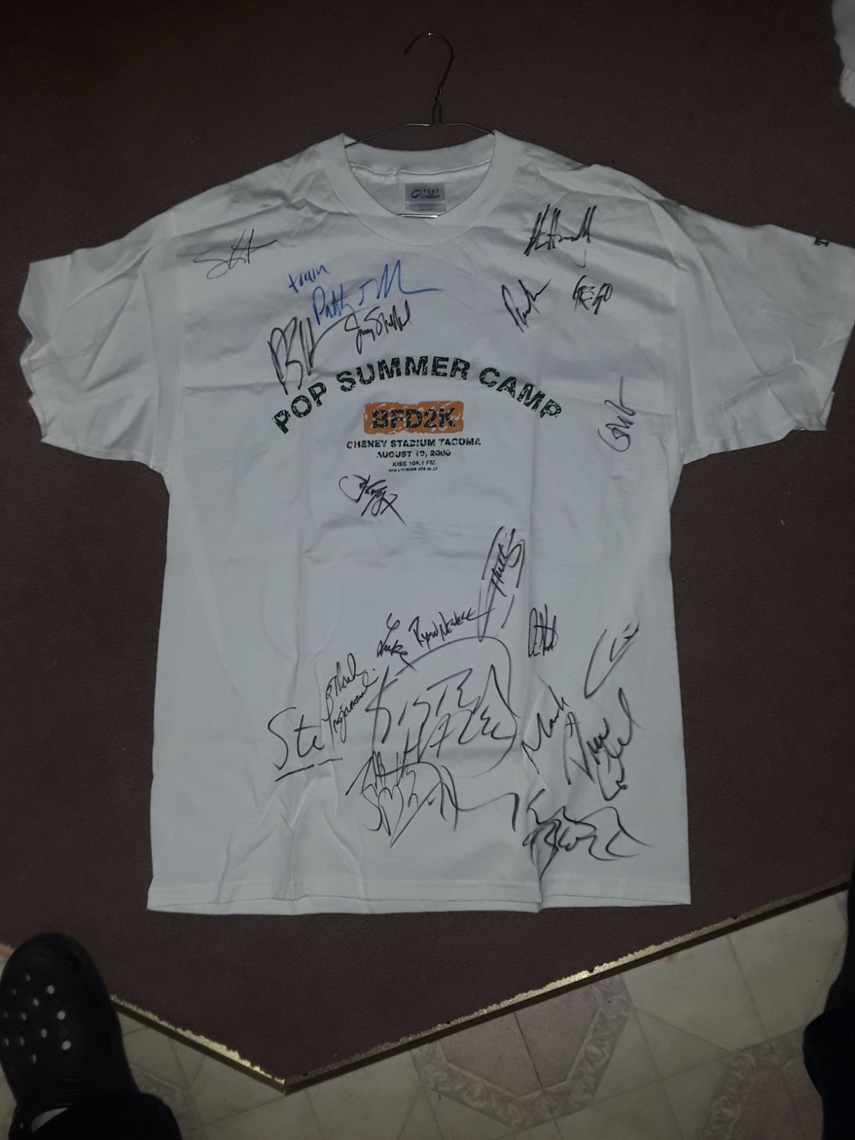 2000 Autographed Concert T-shirt
