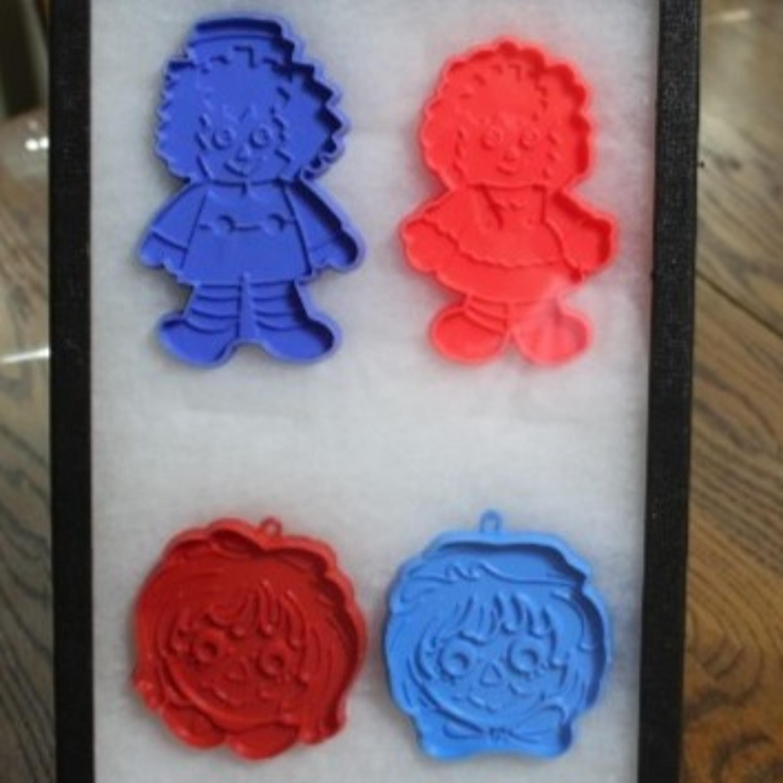 Vintage Bobbs Merrill Co. Raggedy Ann & Andy Cookie Cutters Sold by Hallmark