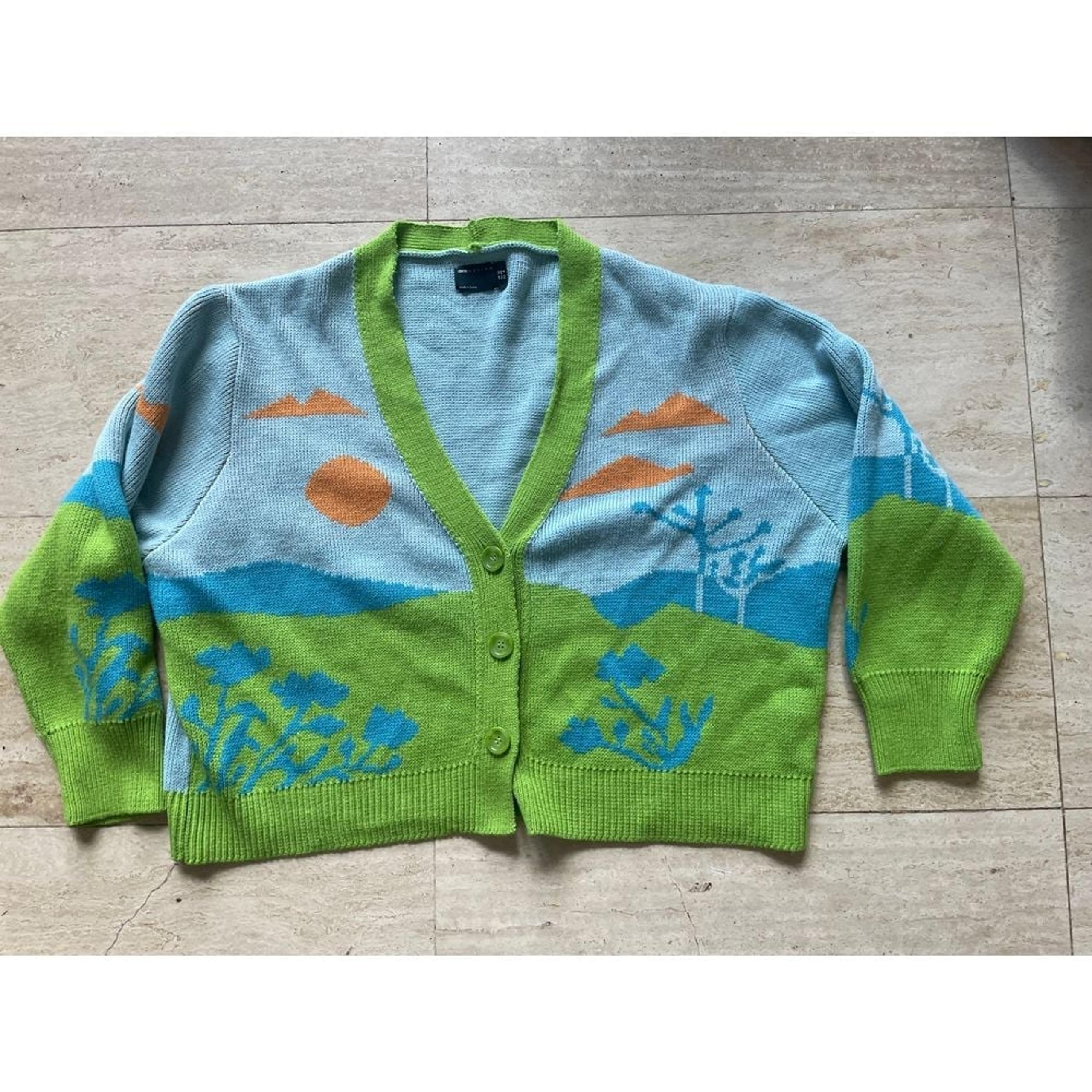 ASOS Design Scenic Landscape Cardigan Button-Up V-Neck Sweater size 8