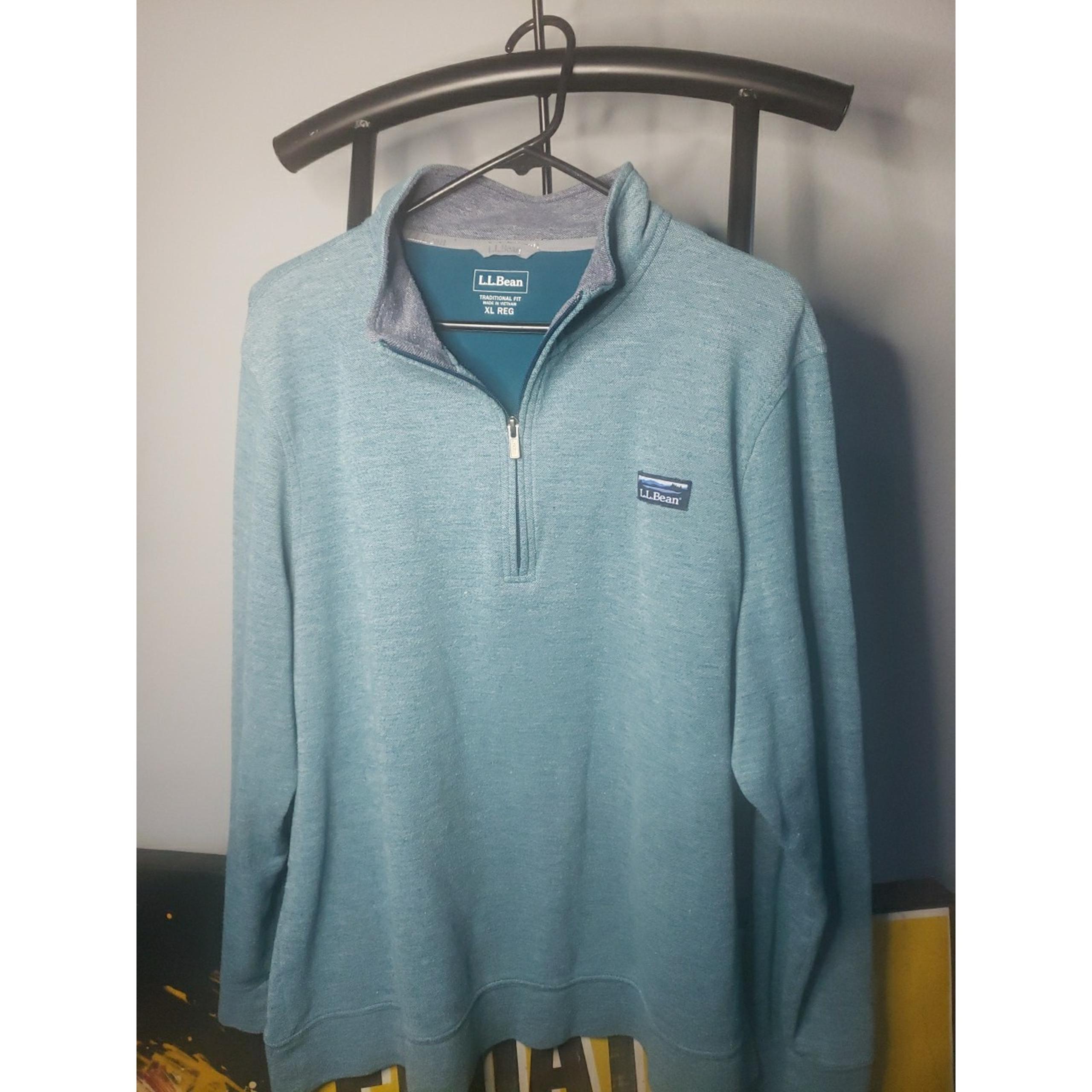 L.L. Bean Men's Vintage 80s Pullover Sweatshirt