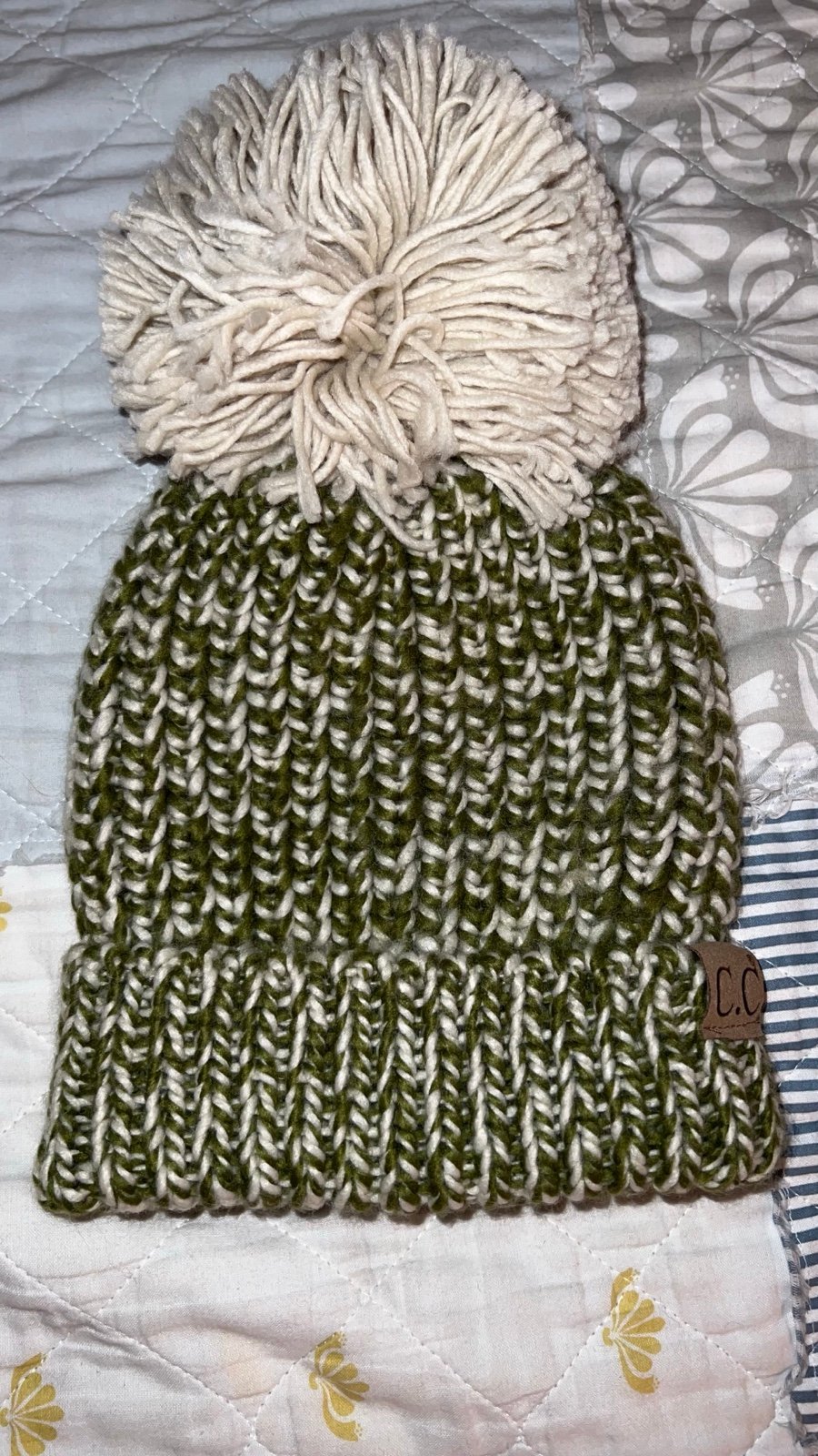 Women’s Two-Tone Thick Knit Pom C.C. Beanie