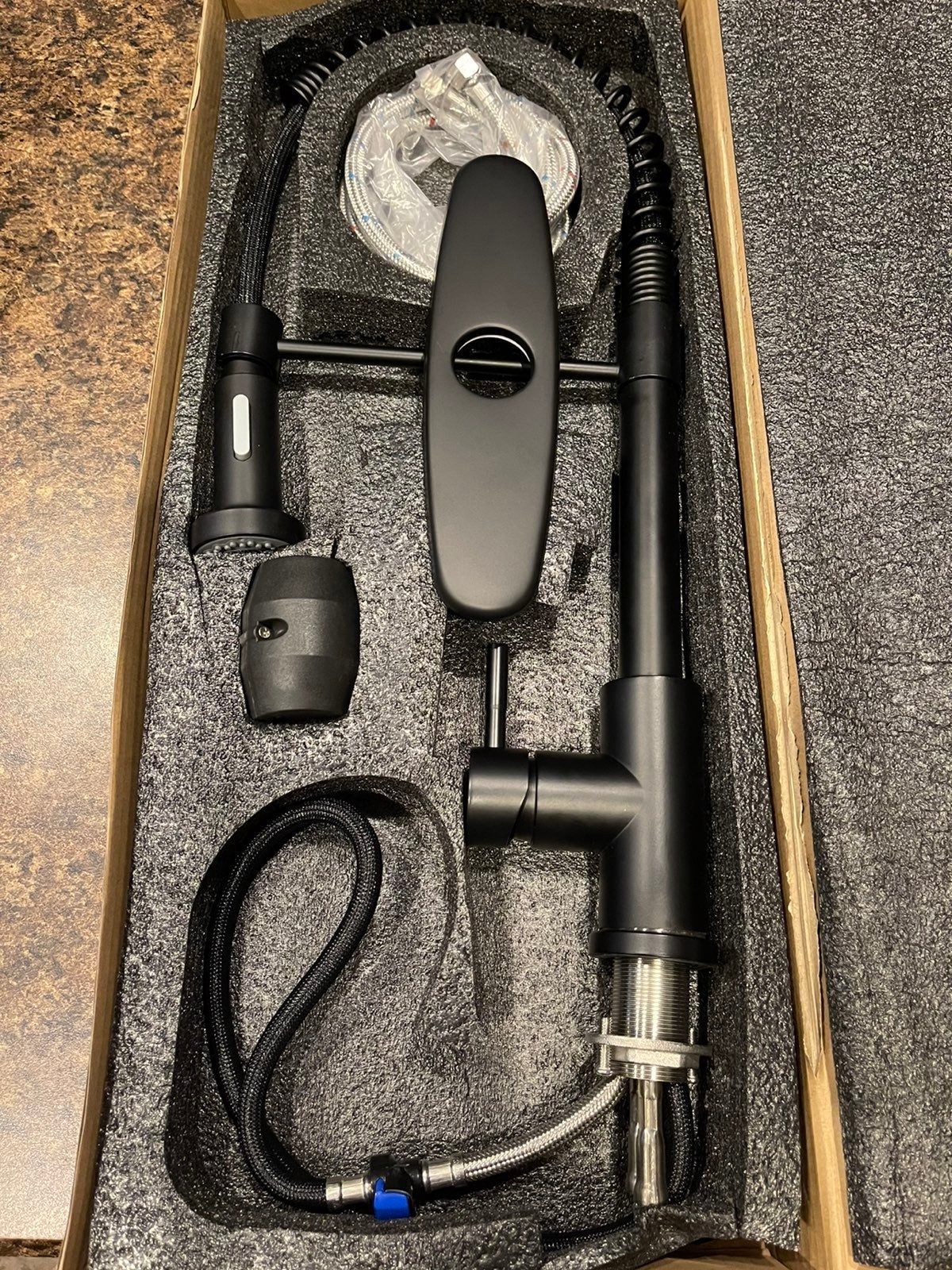 Kitchen faucet
