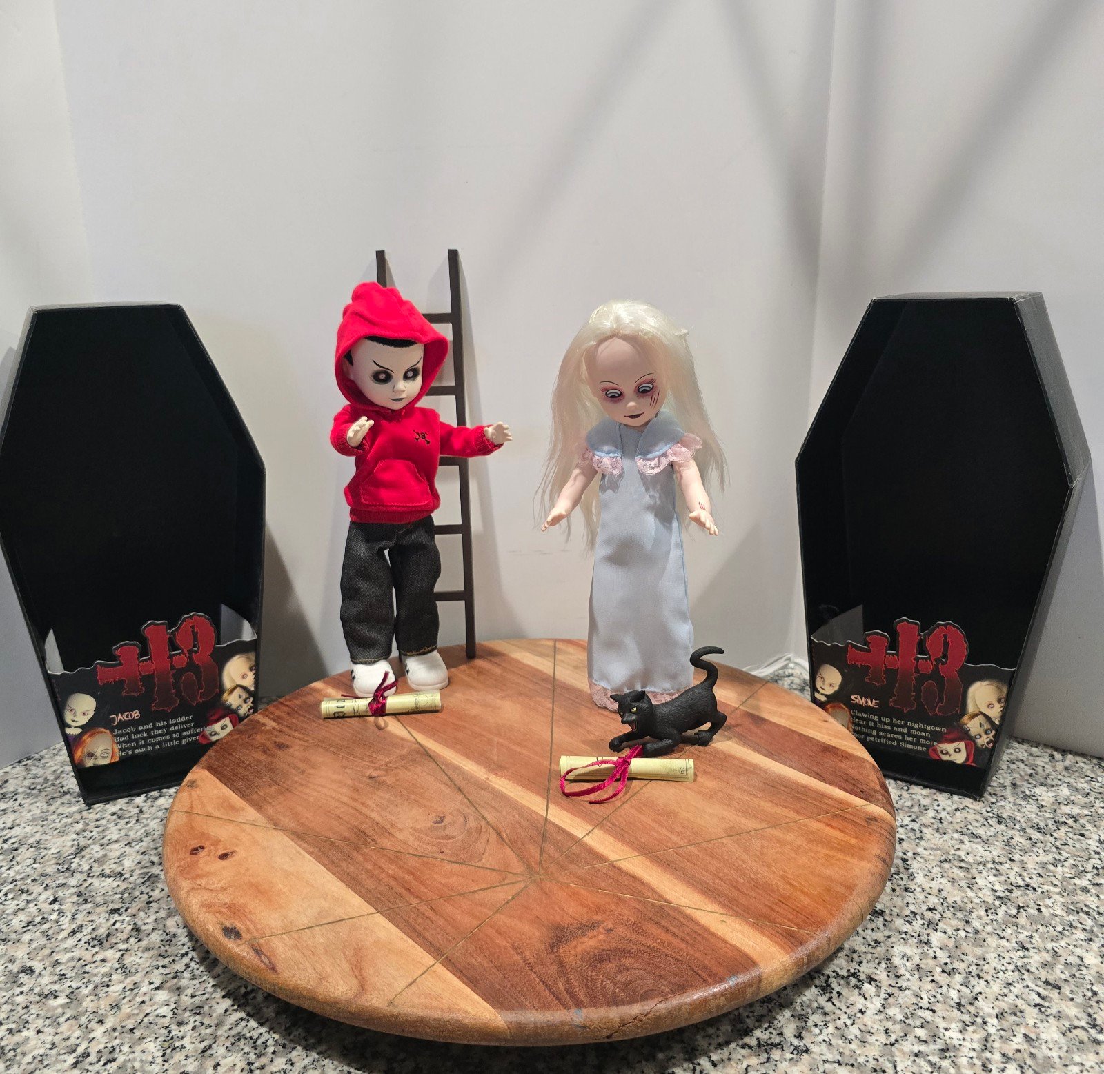 Living Dead Dolls SIMONE/Jacob