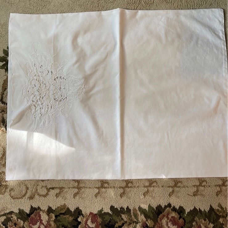 Cutout Embroidered pillowcases