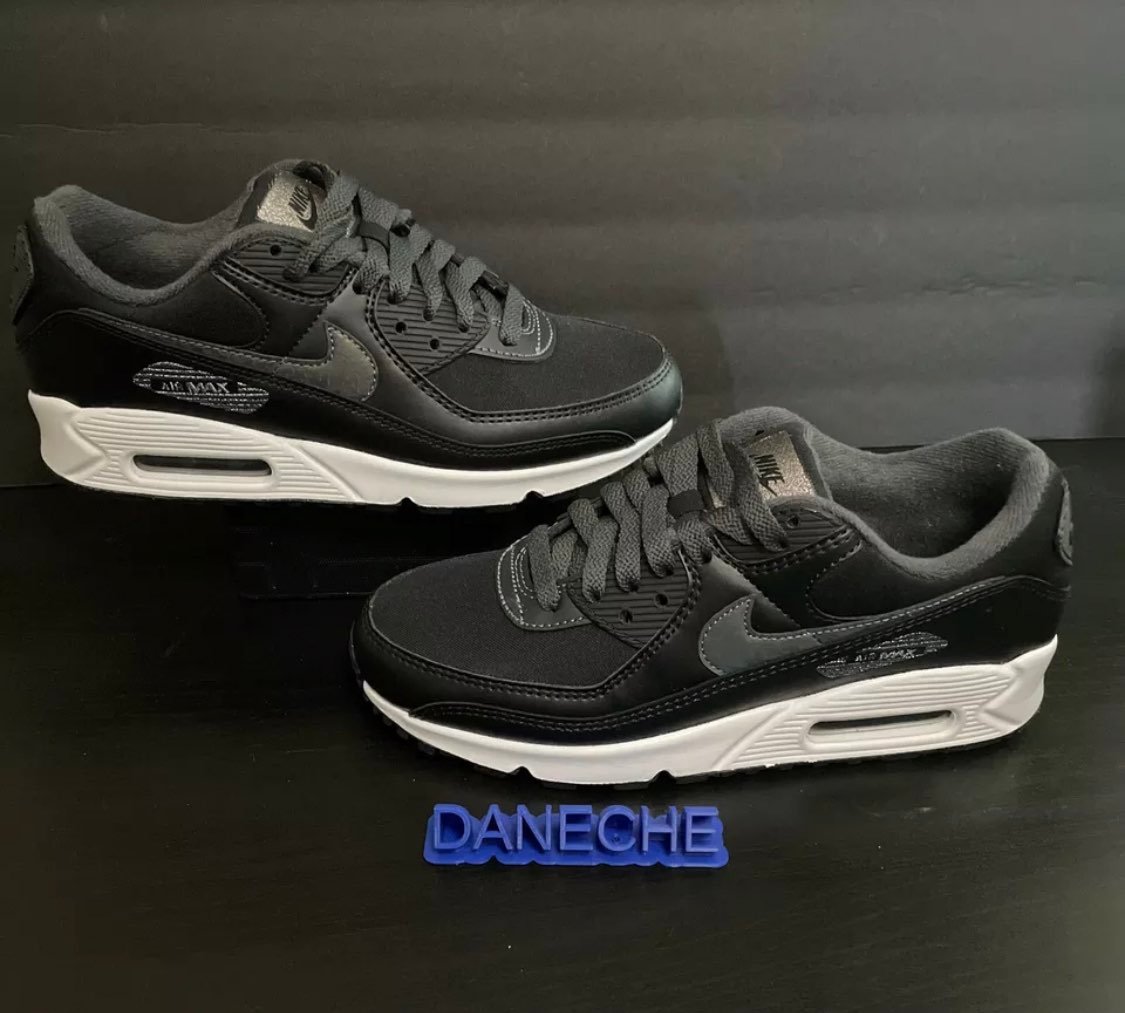 Nike Air Max 90 Black White New Shoes Sneakers DC9445-001 Women’s Size 8