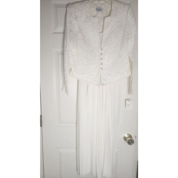 Vintage Evanna 10 Cream Embroidered Beaded Jacket/Dress Women’s Suit