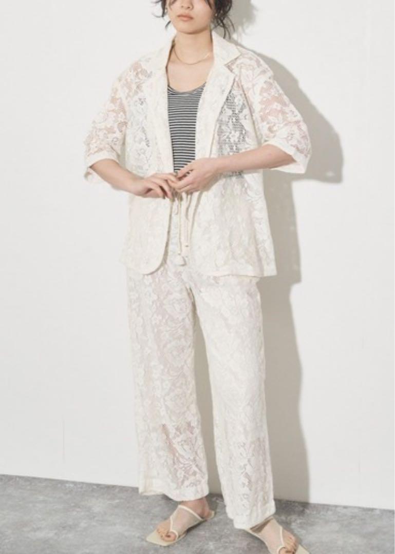 H.P. FRANCE purchased Audrey crochet lace set-up.