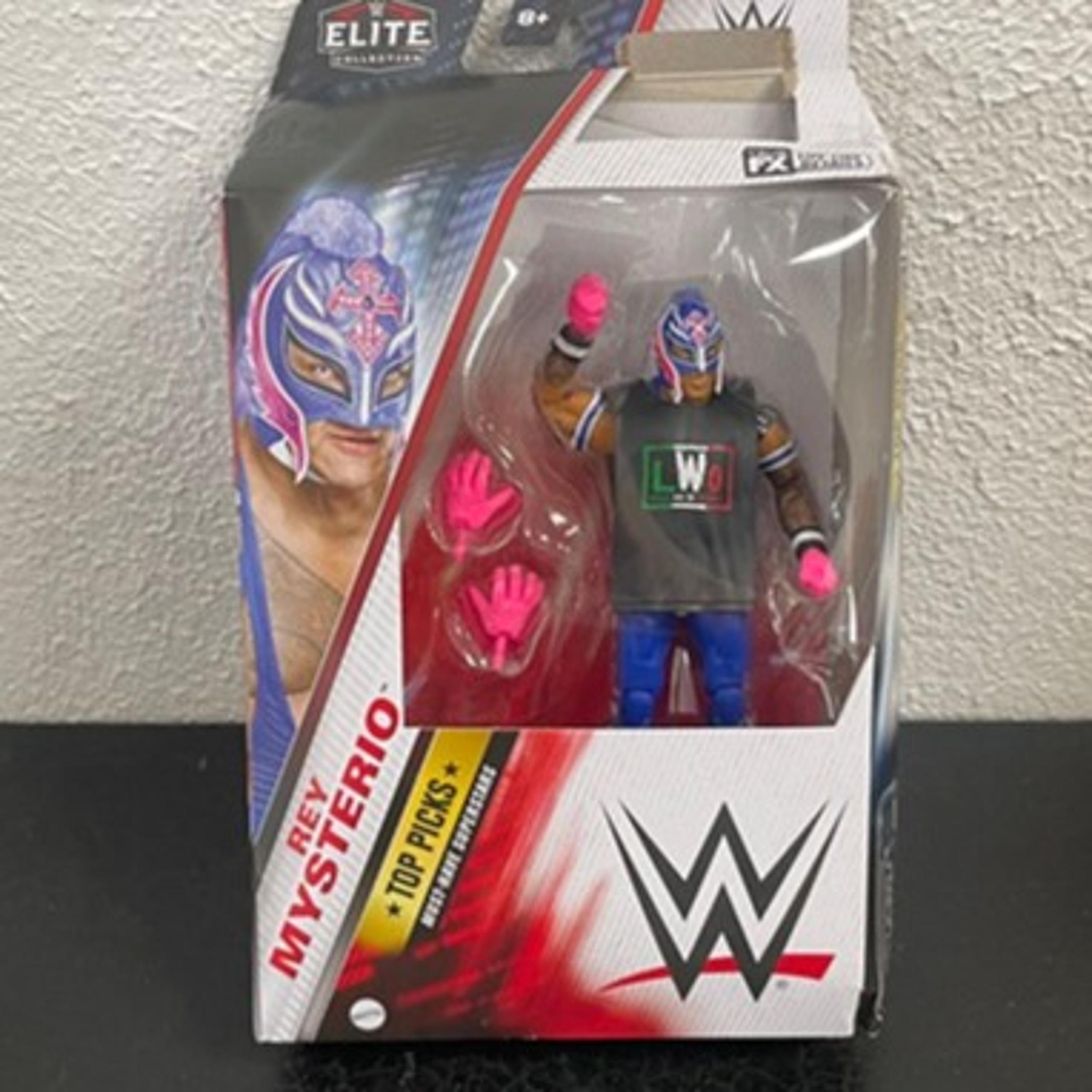 WWE Elite Rey Mysterio Action figure collectible