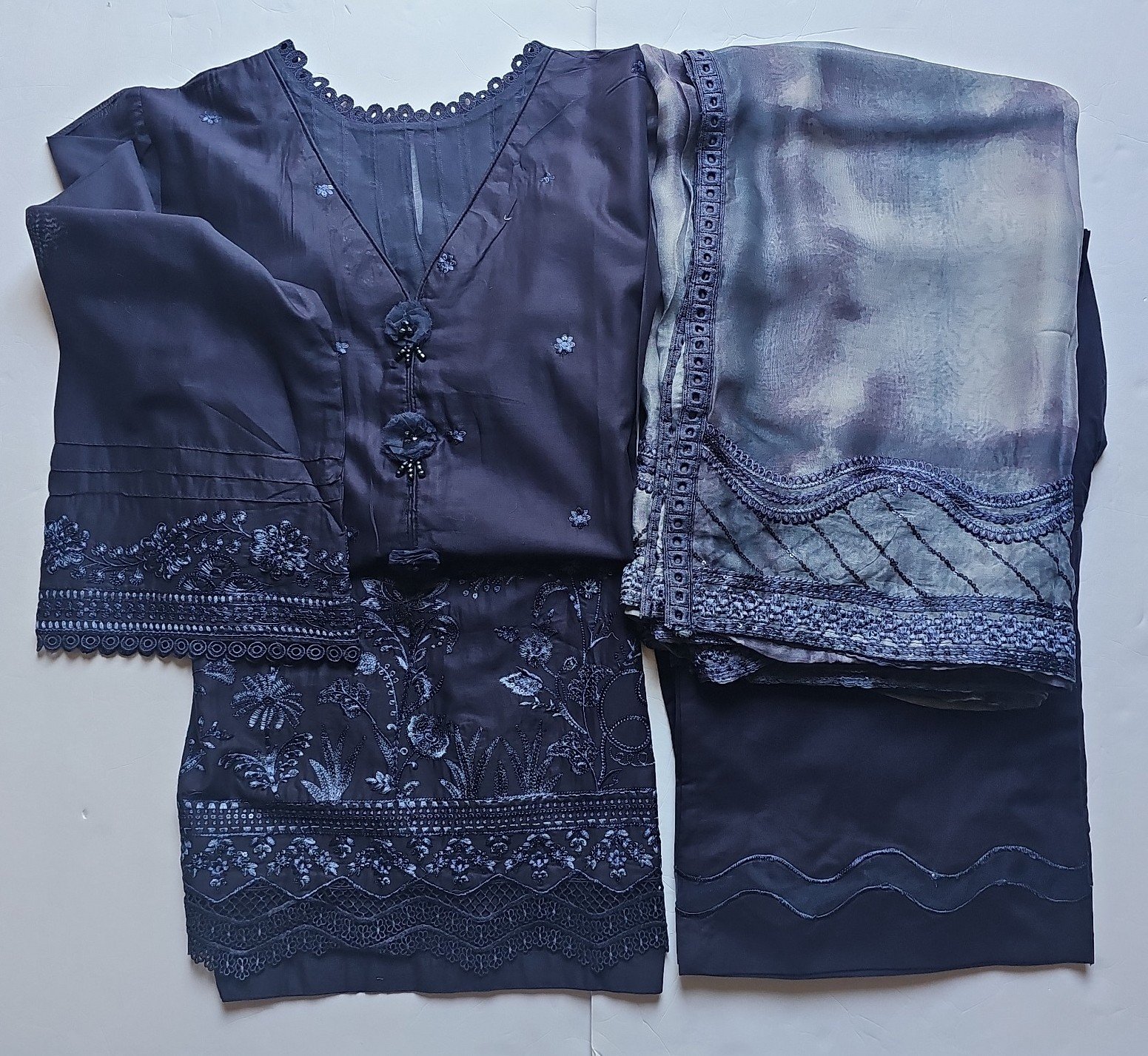 Indian/Pakistani Outfit - 3 Piece Set in Blue