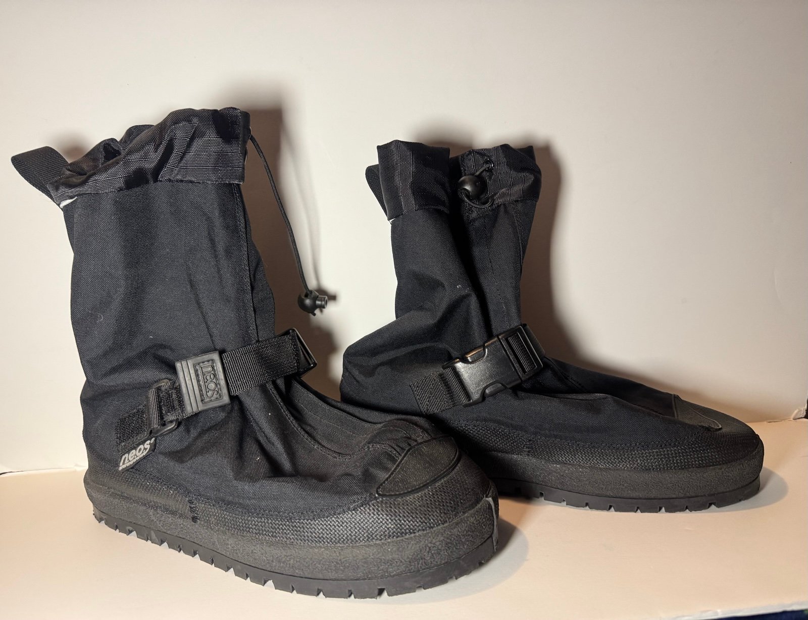 NEO Overshoe Boots