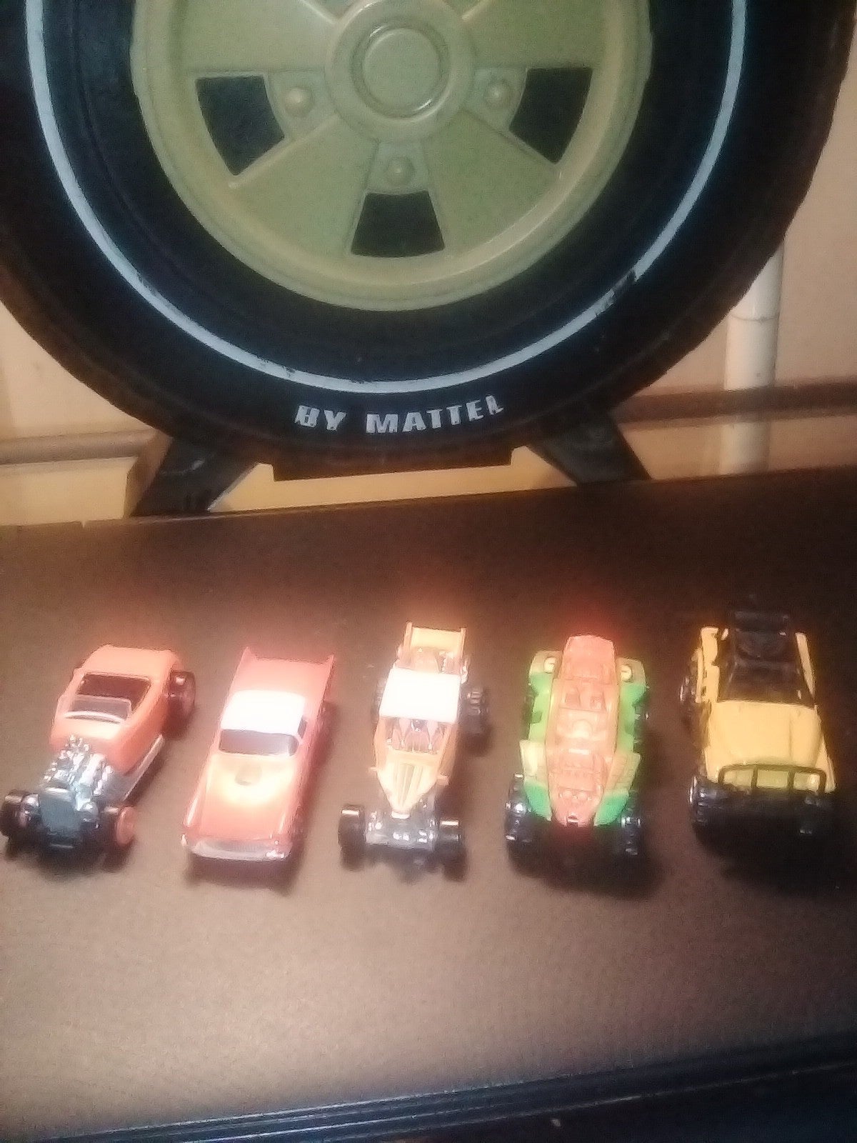 Lot of 4 Hot Wheels and 1 Matchbox Cars