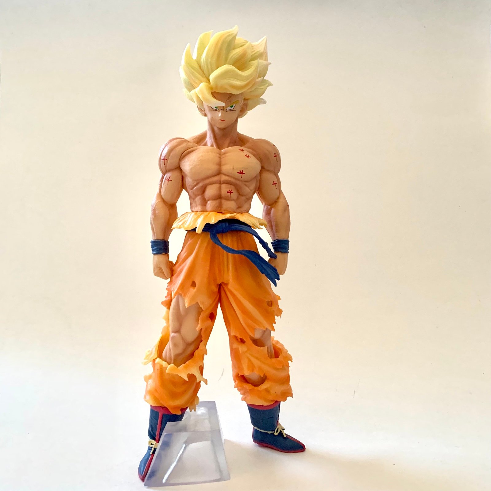 Dragon Ball Z Super Saiyan Goku 11” Statue/Posing Action Figure