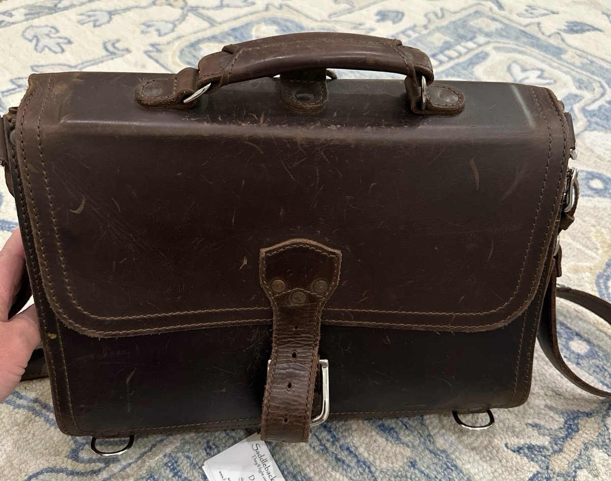 saddleback leather briefcase