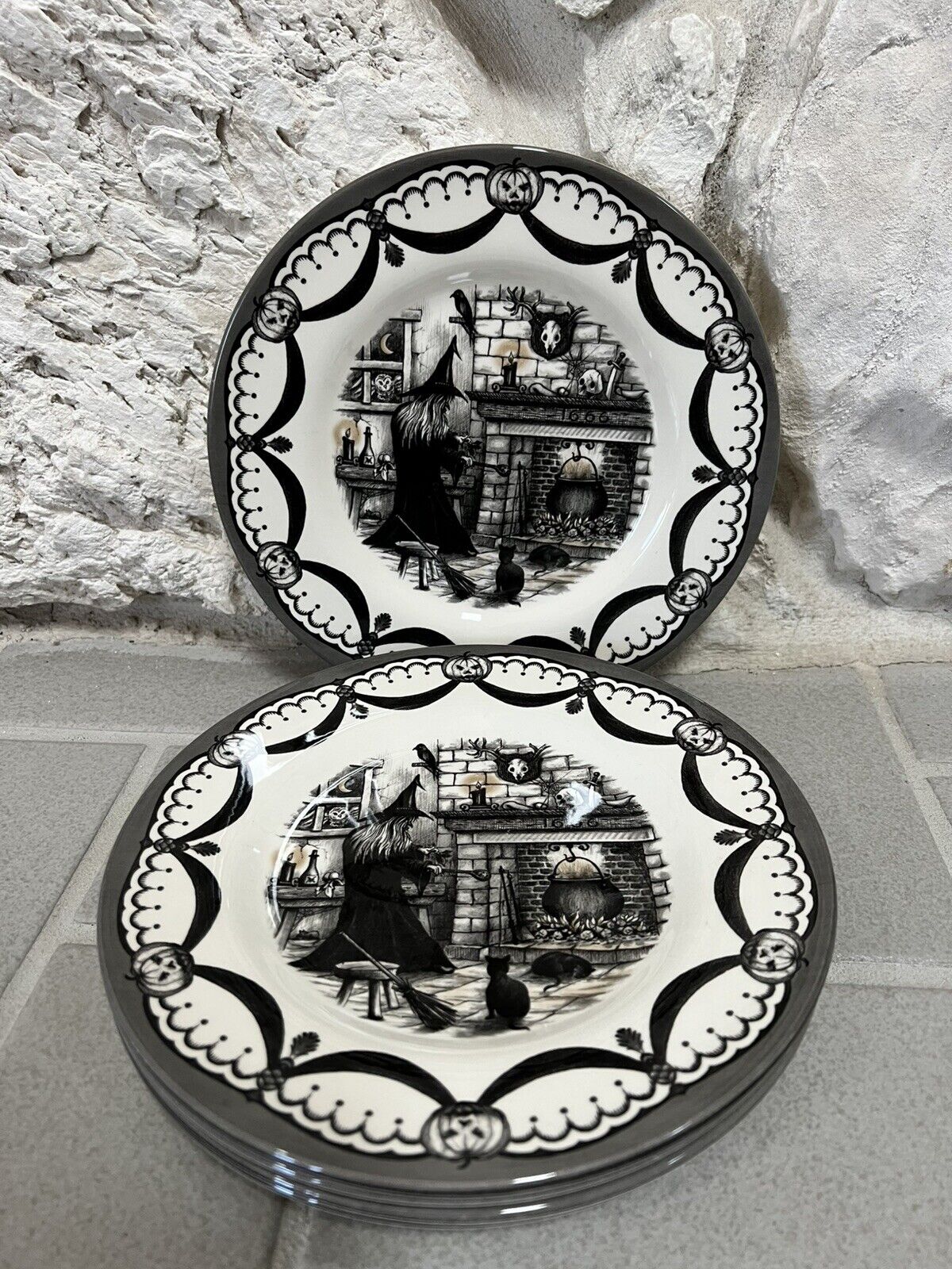 Royal Stafford Wicked Witch Black Cat Fireplace Salad Plates Set of 5 Halloween