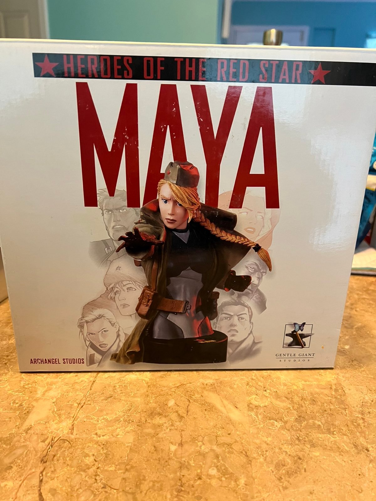 Gentle Giant Heroes of The Red Star Maya Mini Bust MIB