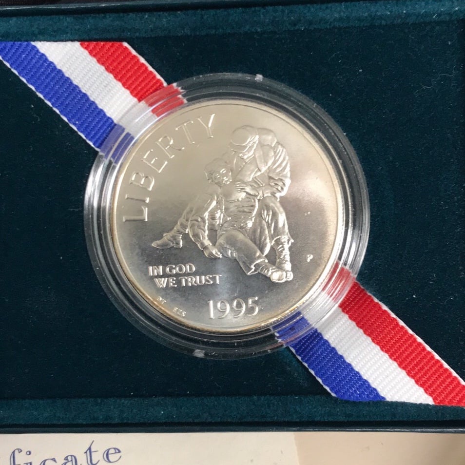 US Civil War ~ Silver Dollar Commemorative Coin