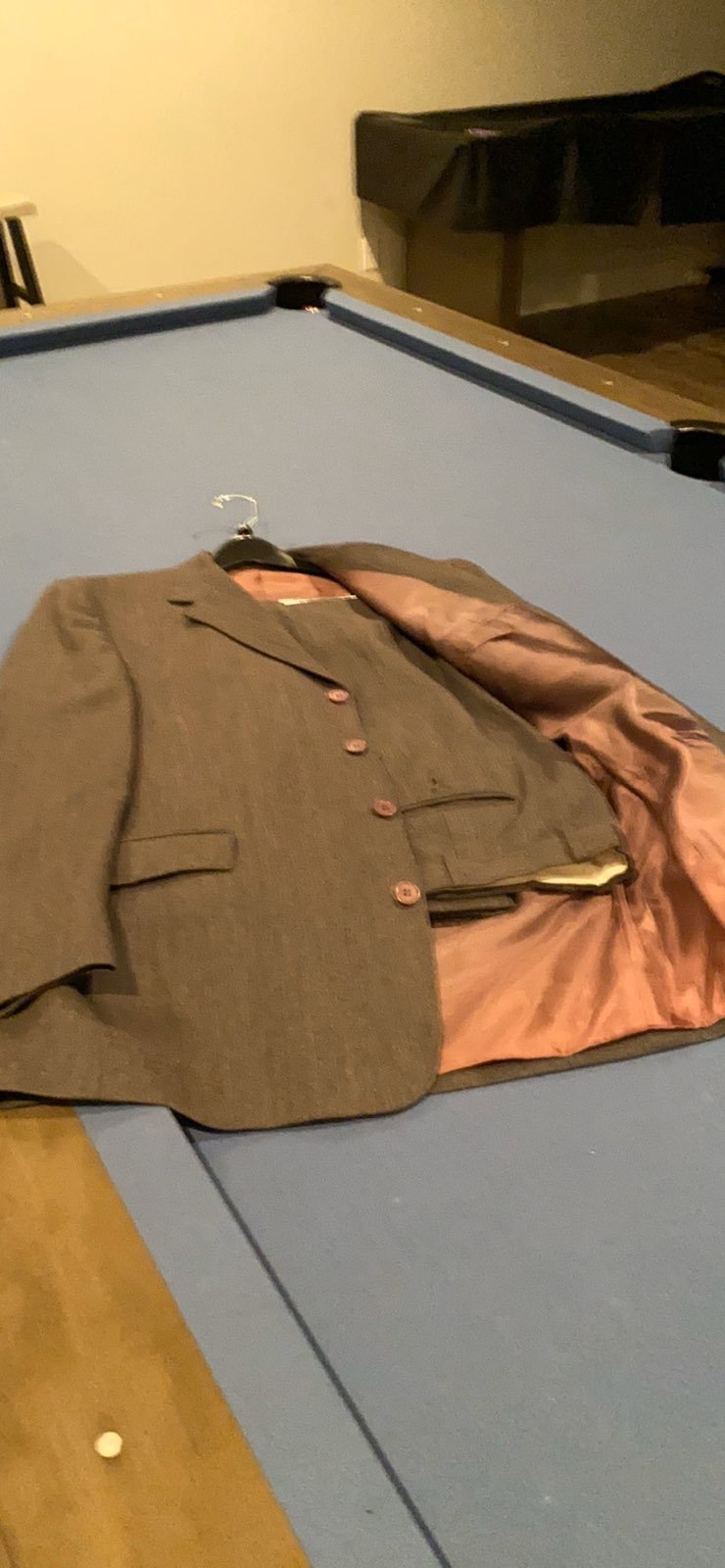 Mens suit