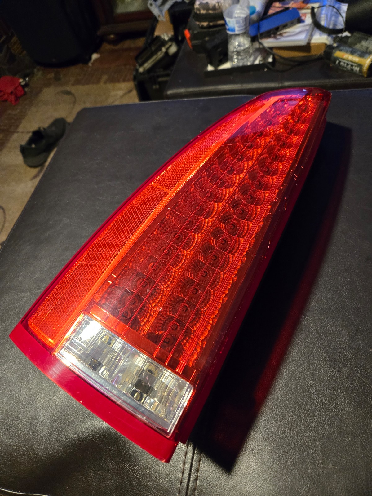 2006-2011 CADILLAC DTS LEFT DRIVER SIDE TAIL LIGHT LAMP OEM