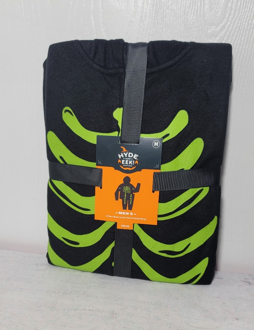 NEW Hyde And Eek Men's 1 Piece Glow In The Dark Pajamas Size M