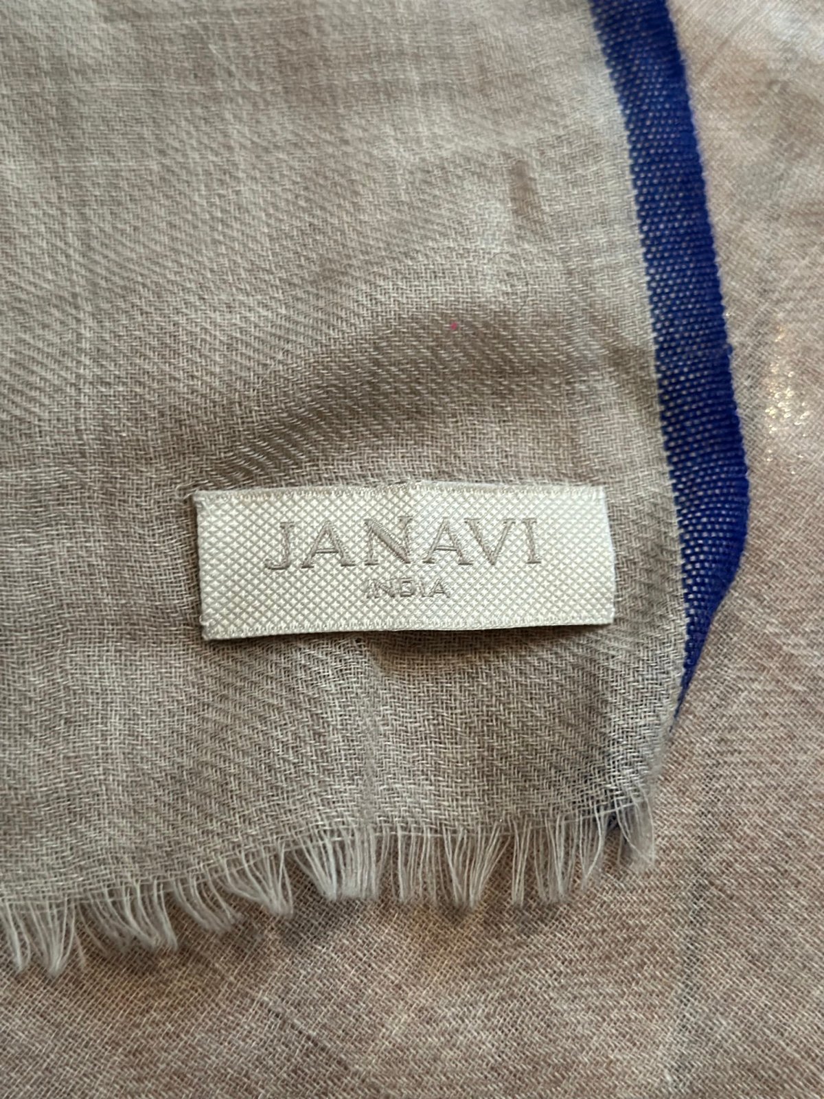 Janavi India Wool And Silk Blend Stole Scarf Women’s Size 27.5”W X 74”L Beige