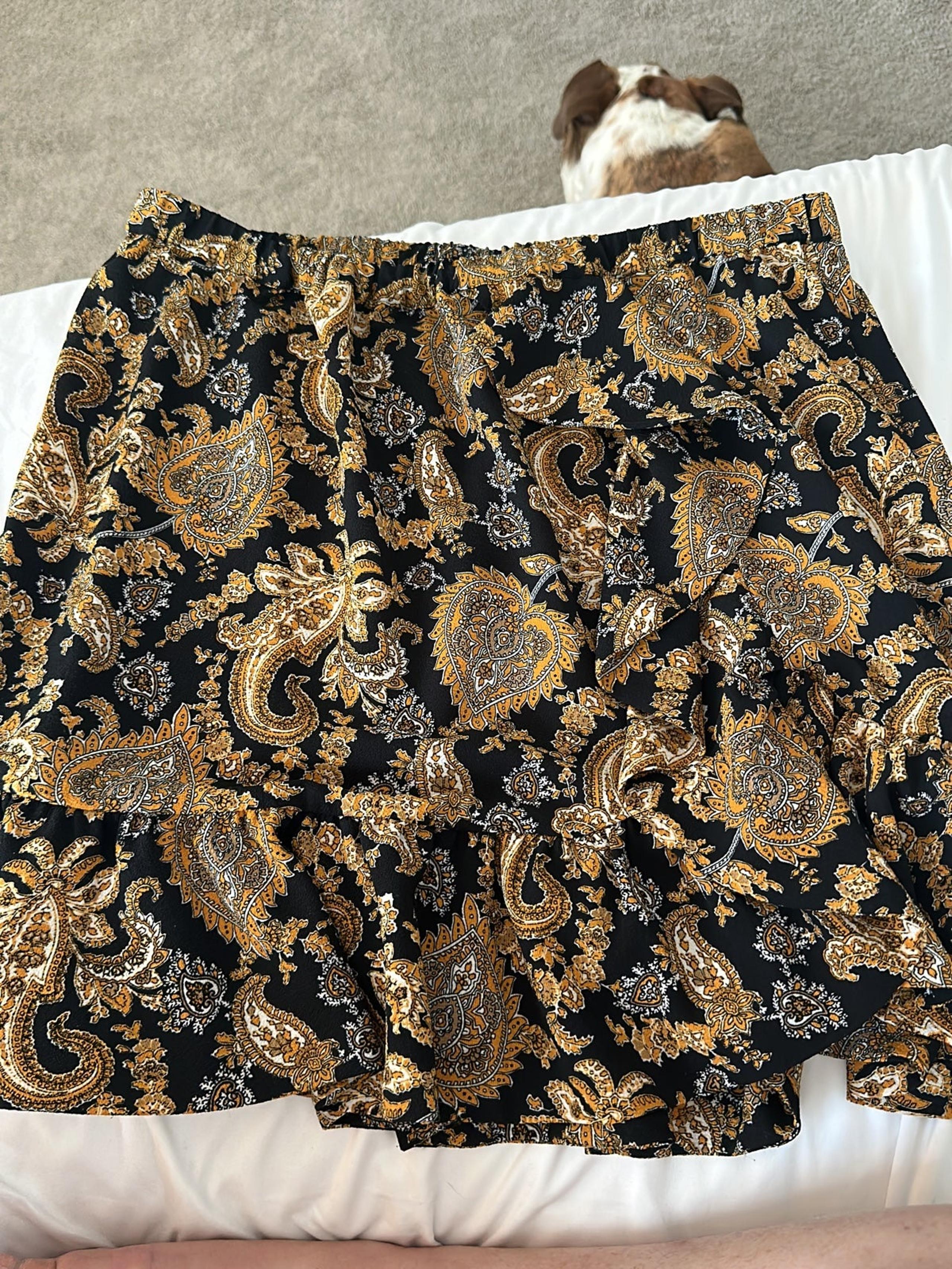 Michael Kors Black/Gold Paisley Skirt Medium