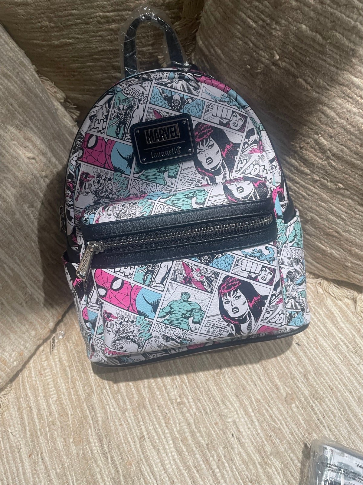 ✨RARE Loungefly Marvel Comics Mini Backpack✨