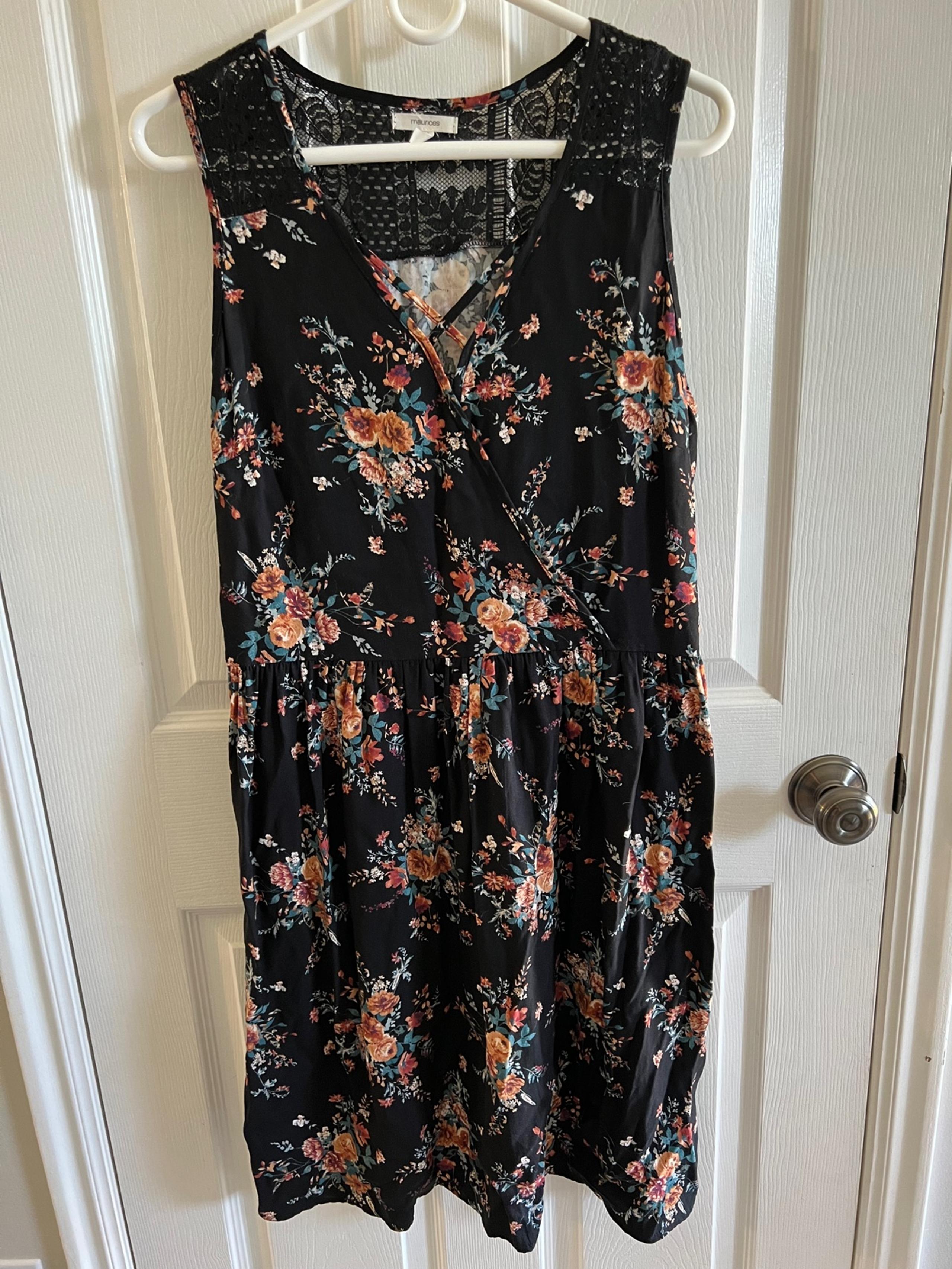 Maurices Women’s Floral Dress Size Large