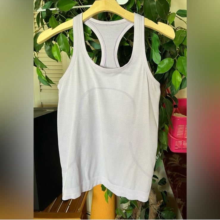 Lululemon Swiftly Tech Racerback