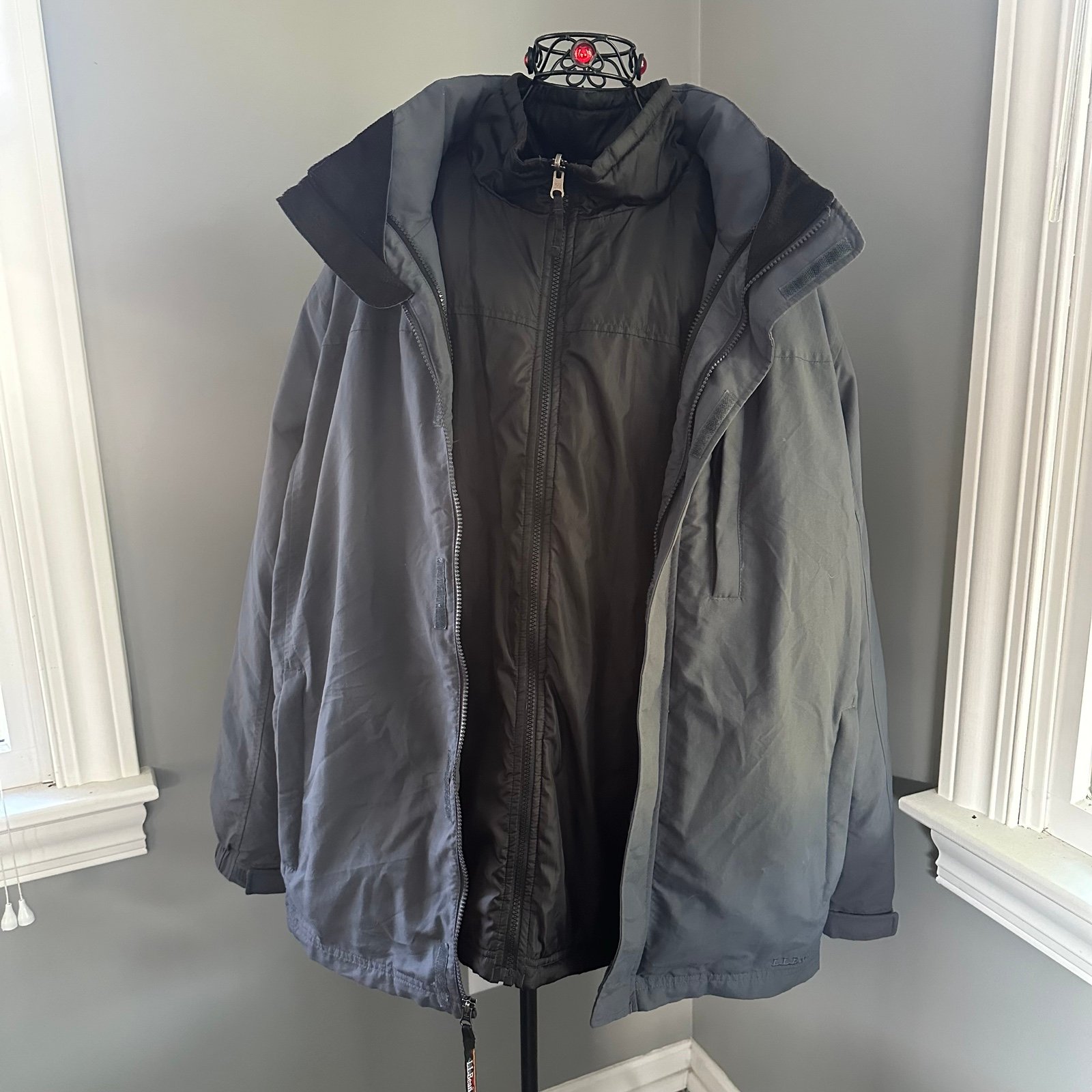 Vintage Men’s L.L. Bean 3-in-1 Insulated 2-piece Jacket w/ hood