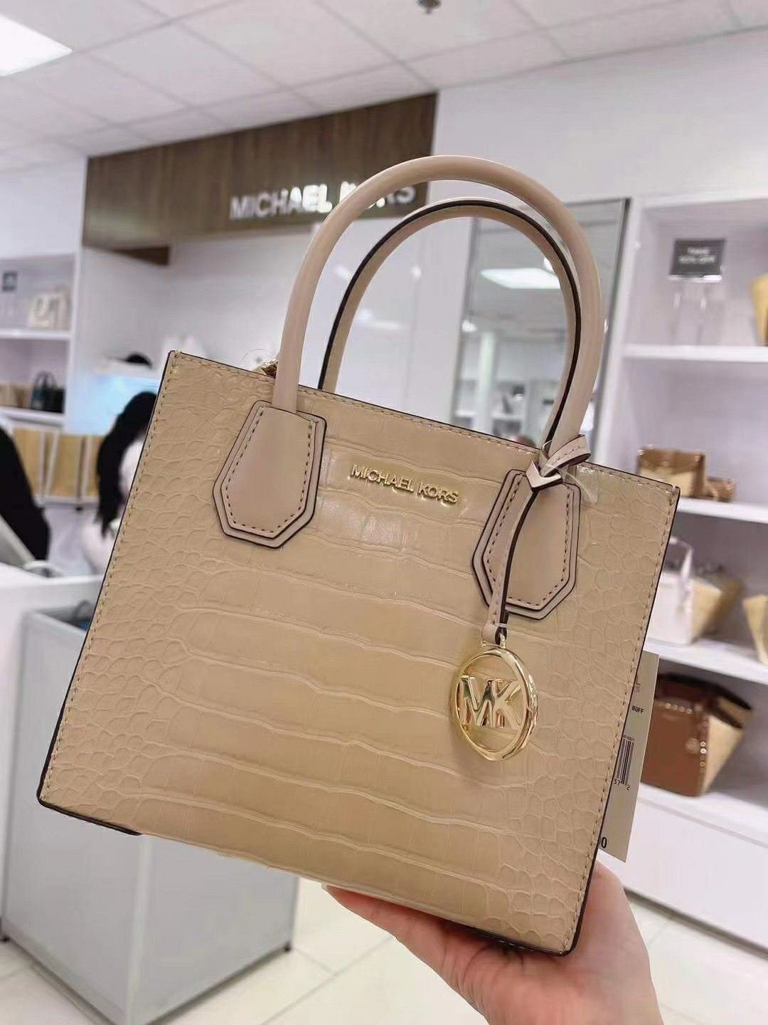 MERCER MD MESSENGER SATCHEL LEATHER BUFF