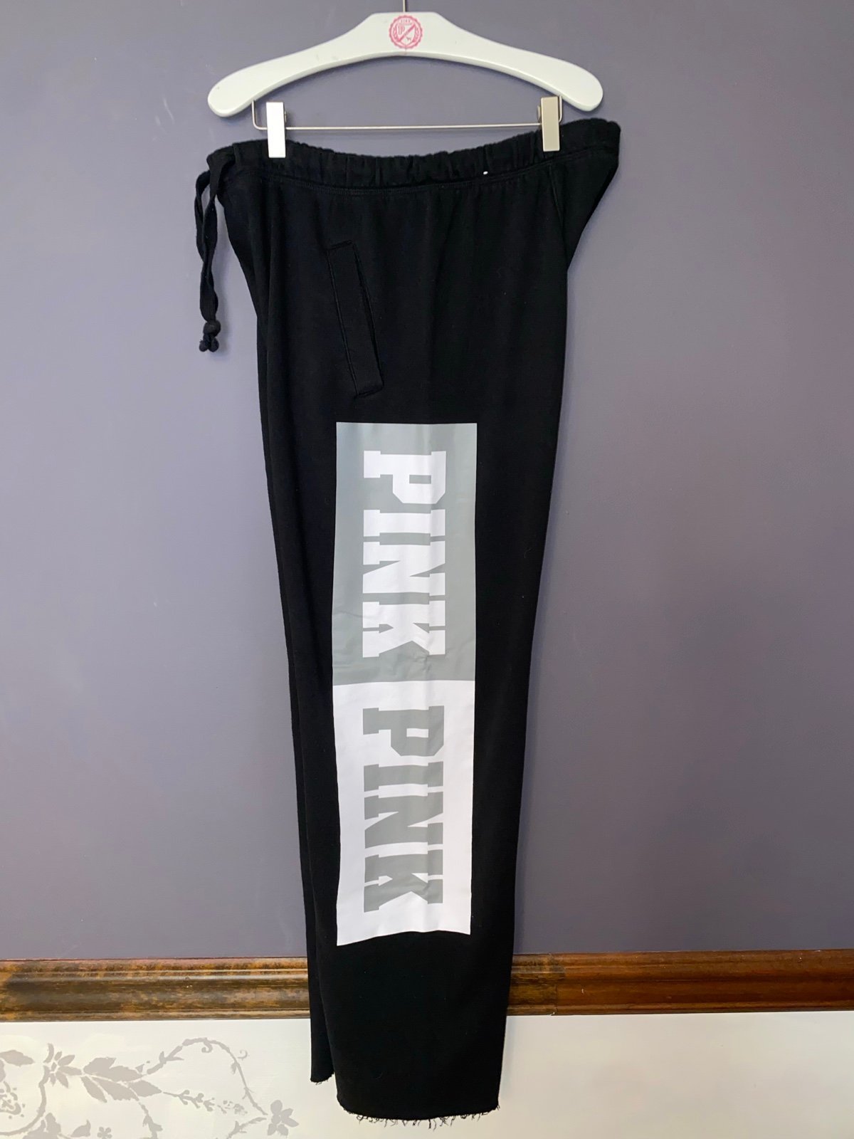 VICTORIA’S SECRET VS PINK BOYFRIEND WIDE LEG SWEATPANTS BLACK COLORBLOCK LOGO