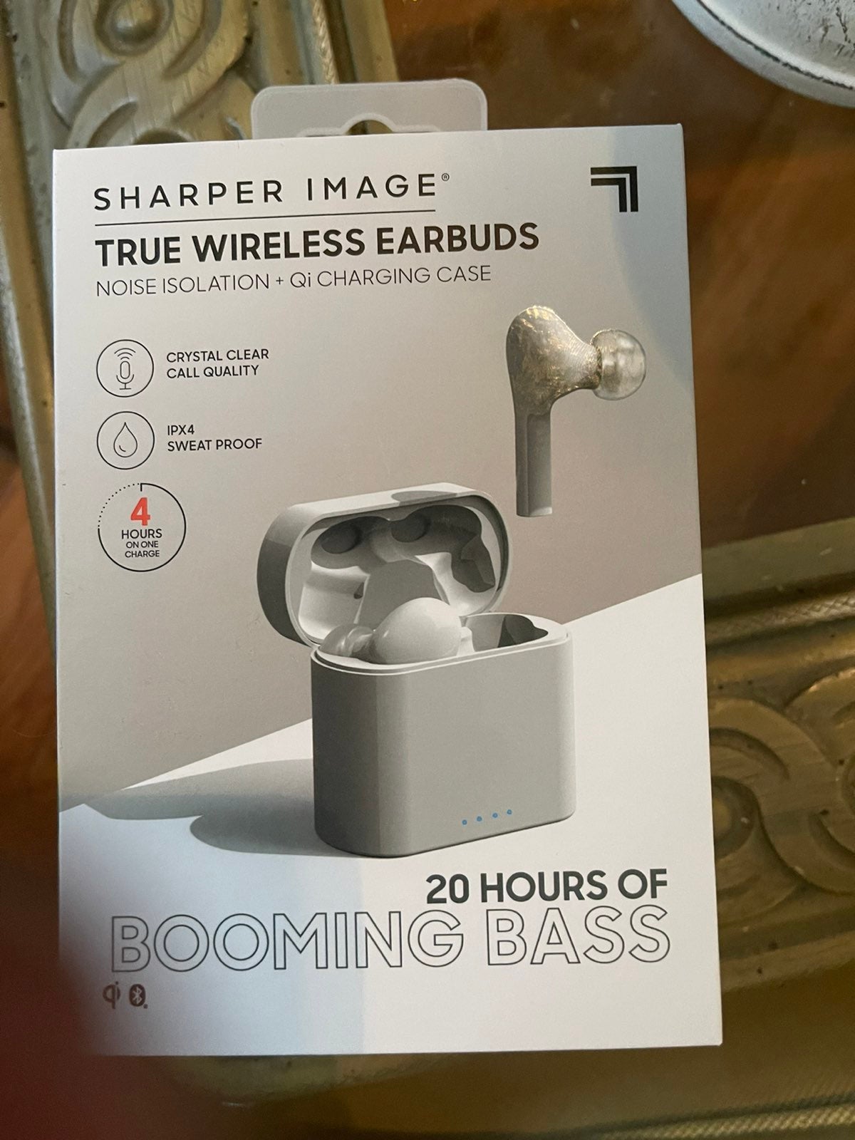 True wireless earbugs