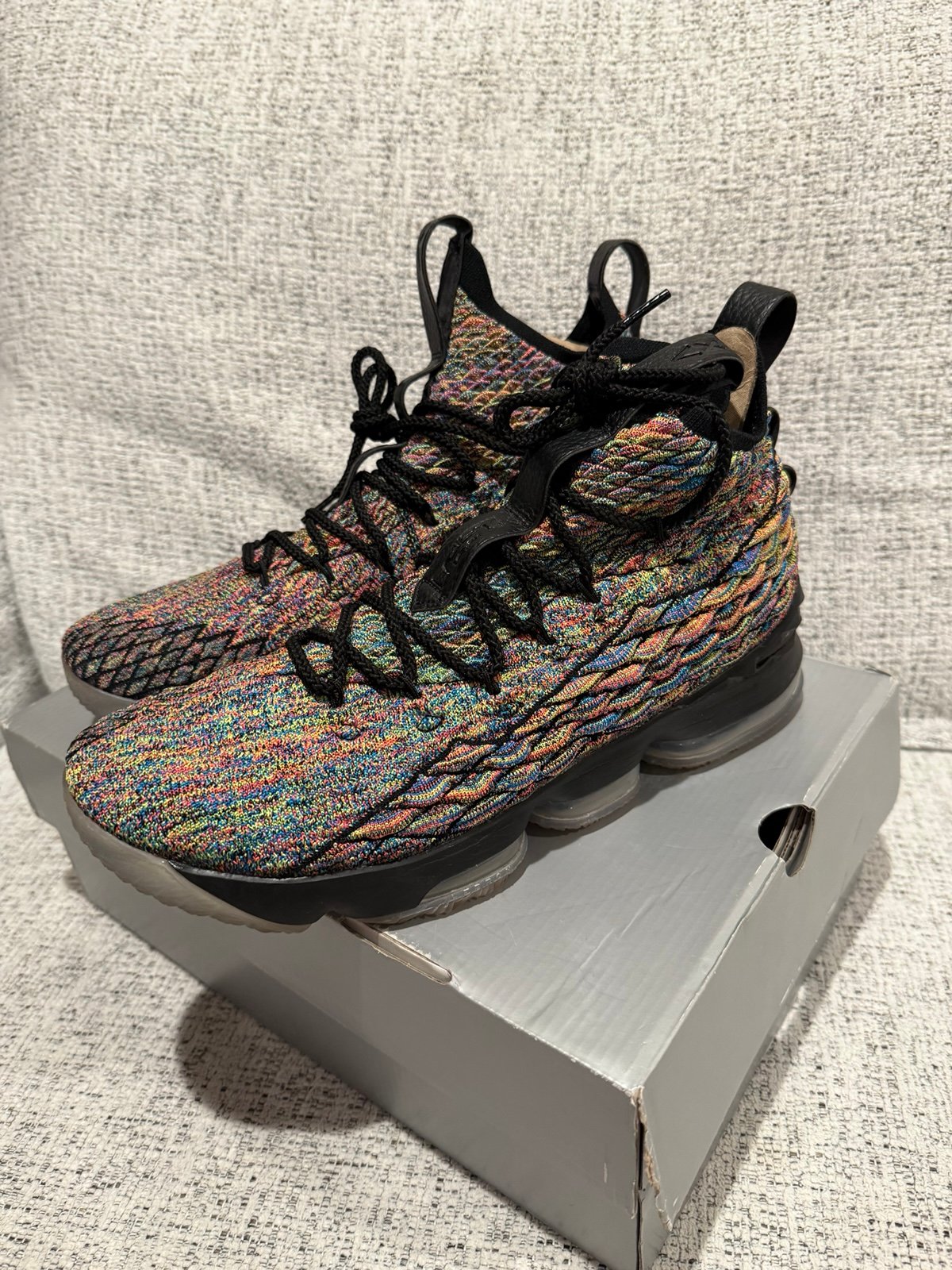 Lebron 15 multicolor