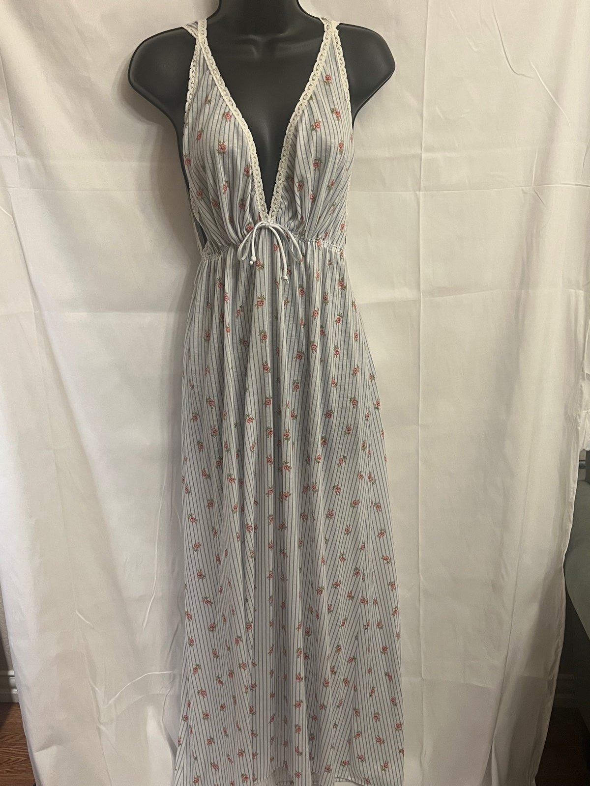 Gorgeous Vintage Nightgown Dress