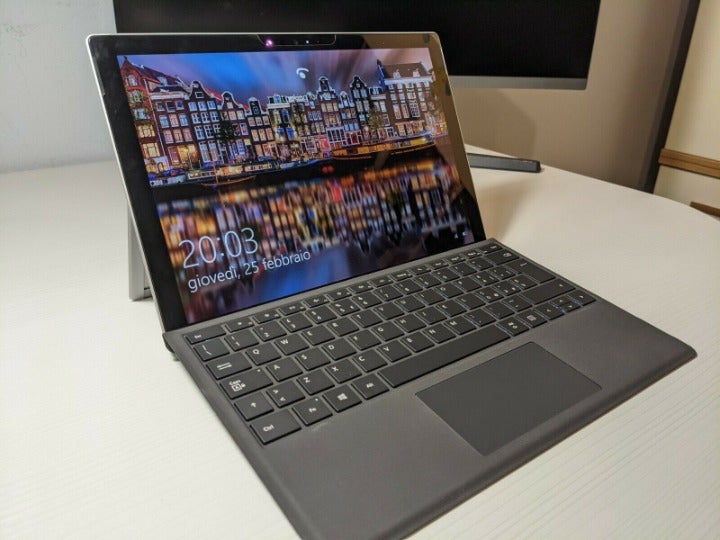 Microsoft Surface Pro 6 i5 8gen 128gb