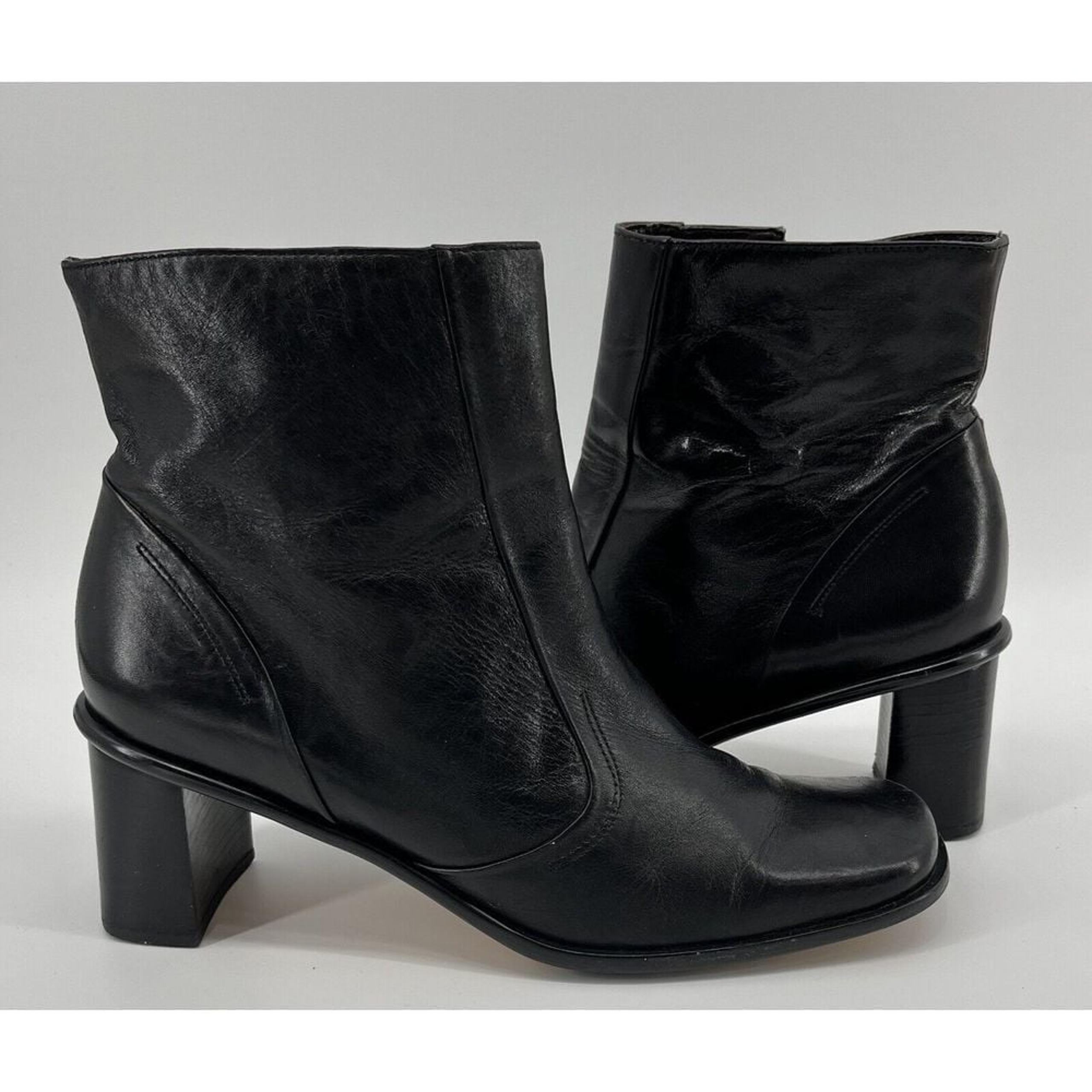 Etienne Aigner Smatter Black Leather Ankle Boots, Womens Size 9M Block Heel Zip
