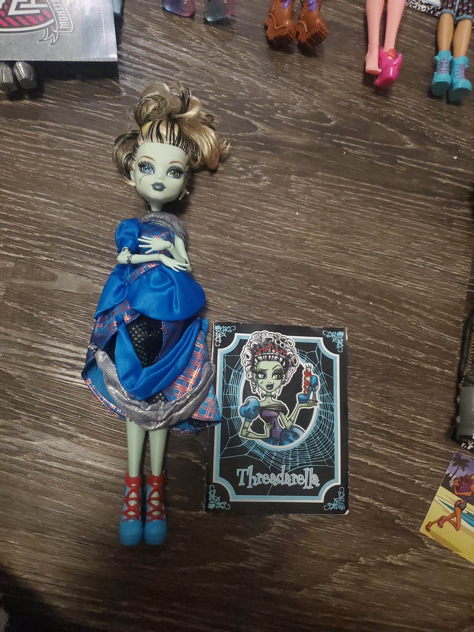 Monster High Mattel Scarily Ever After Threadarella Frankie Stein