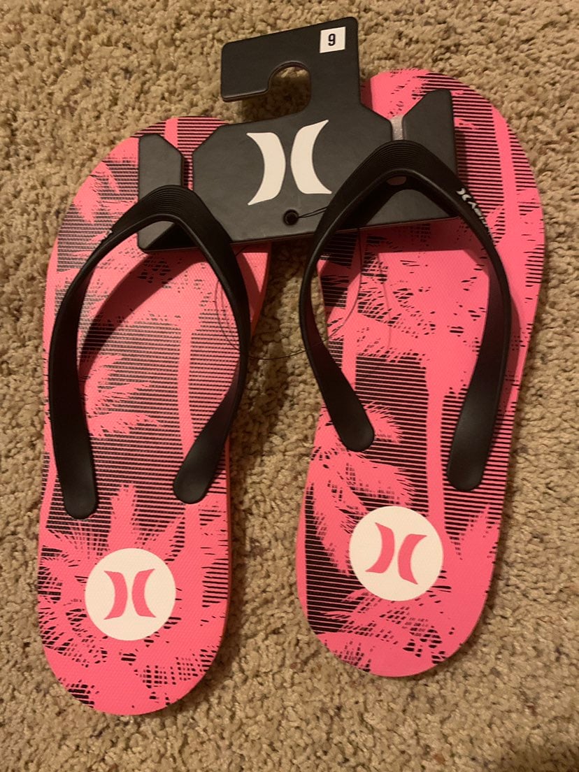 Hurley pink flip flops size 9
