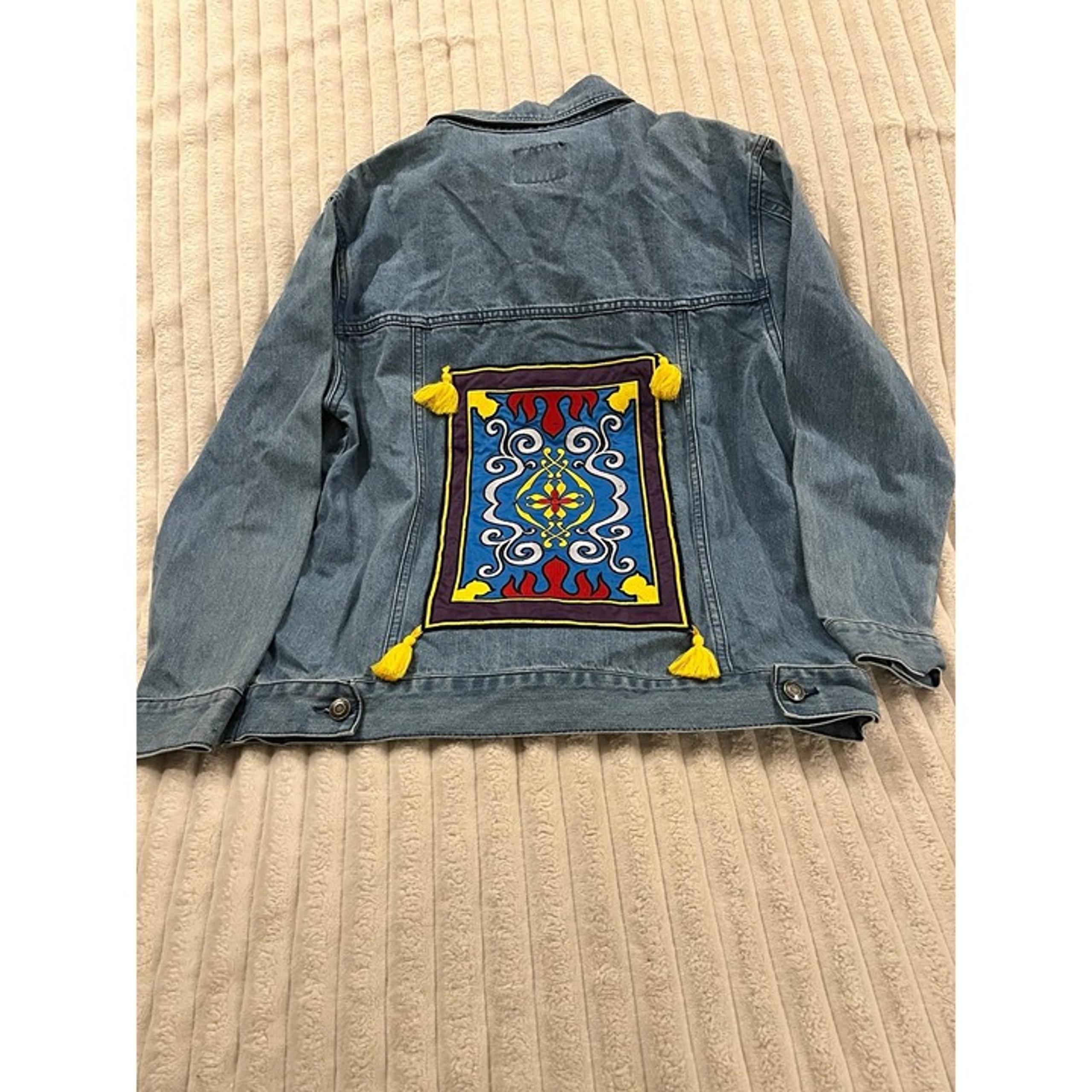 Oh My Disney Aladdin Magic Carpet Denim Jean Jacket Women’s Size Medium