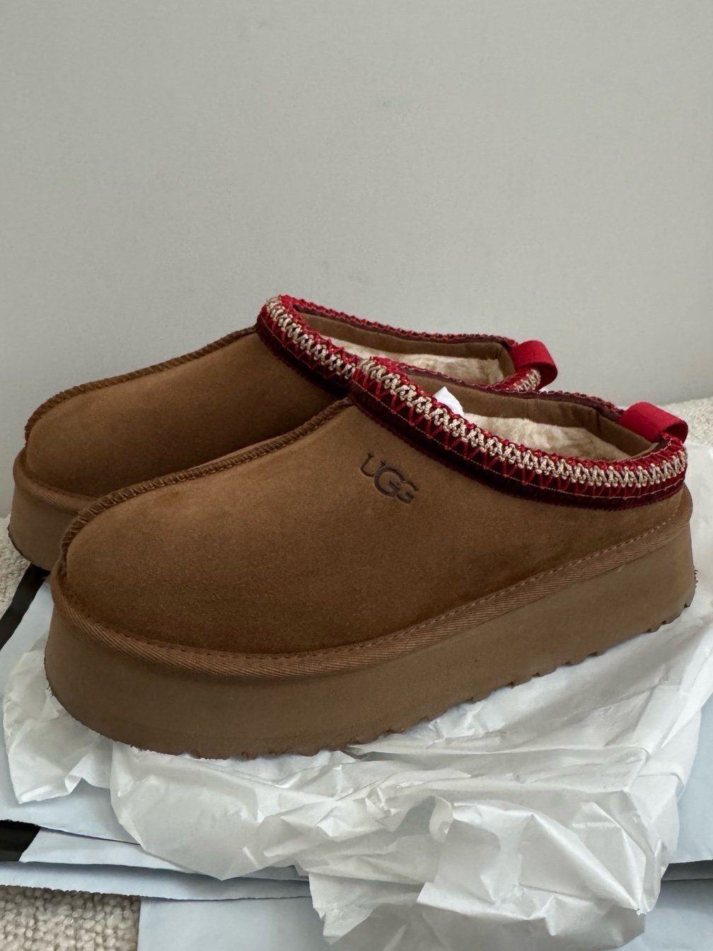 UGG Tazz Platform Slipper Chestnut Size 7 Women