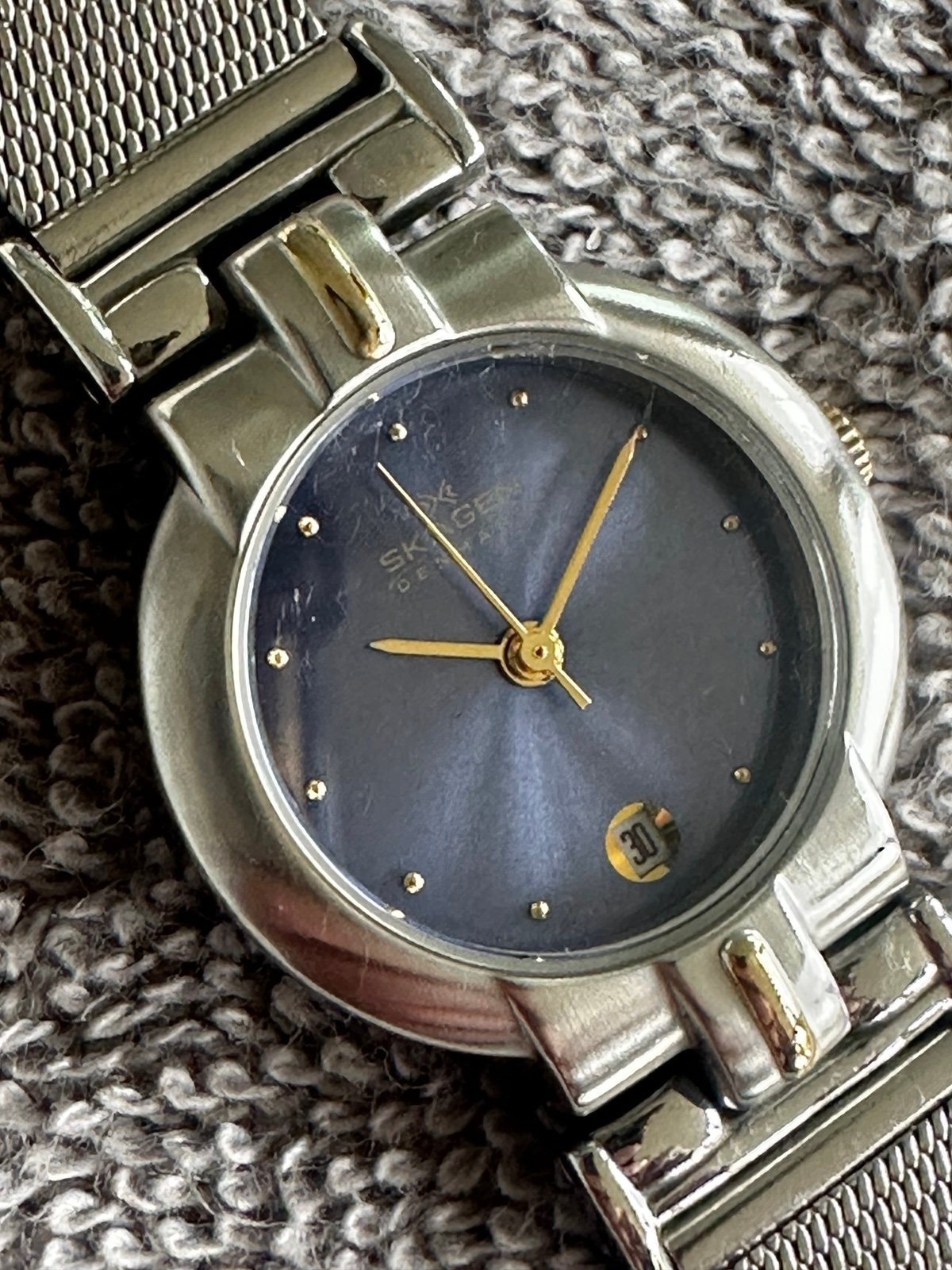 Skagen Denmark steel, Blue dial, Day's calendar Womens watch.