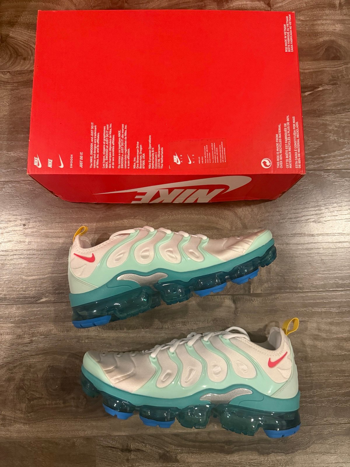 Nike Air VaporMax Plus “Since 1972” Size 11 Mens