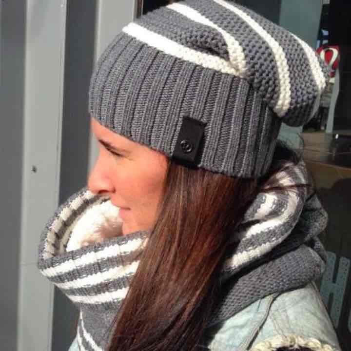 Lululemon keeping it cozy toque