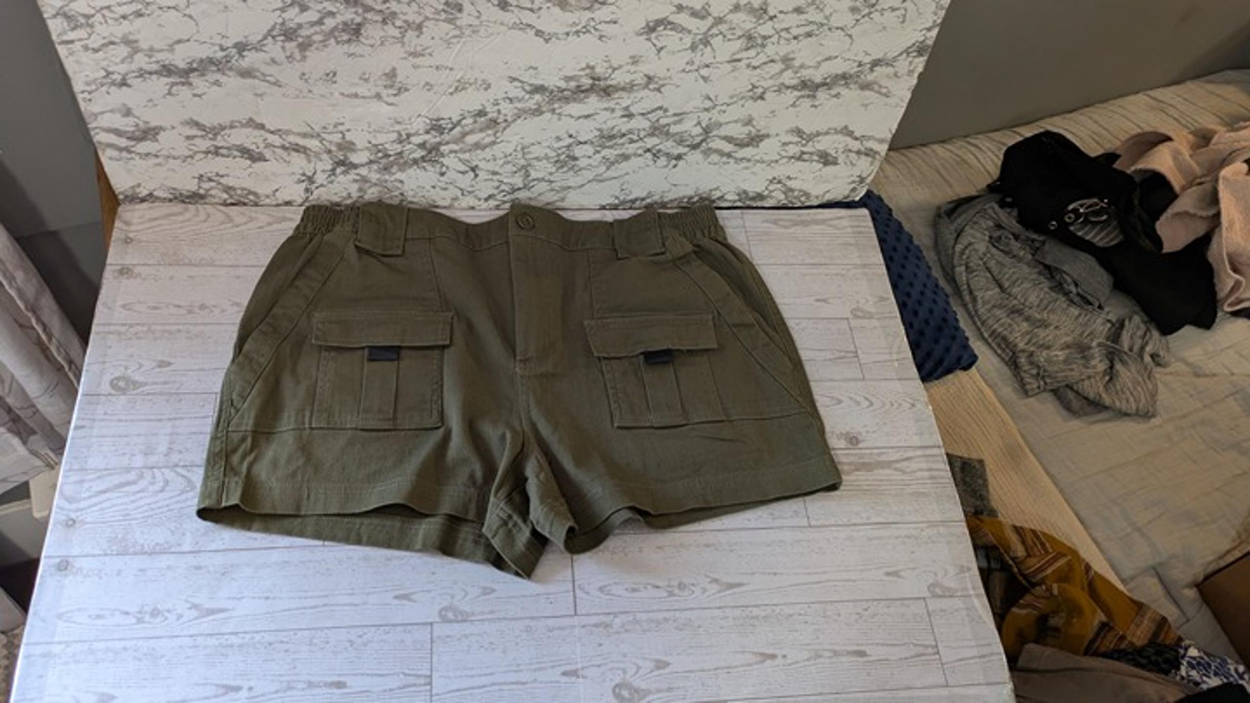 Fashion Nova Casey Cargo Short Olive