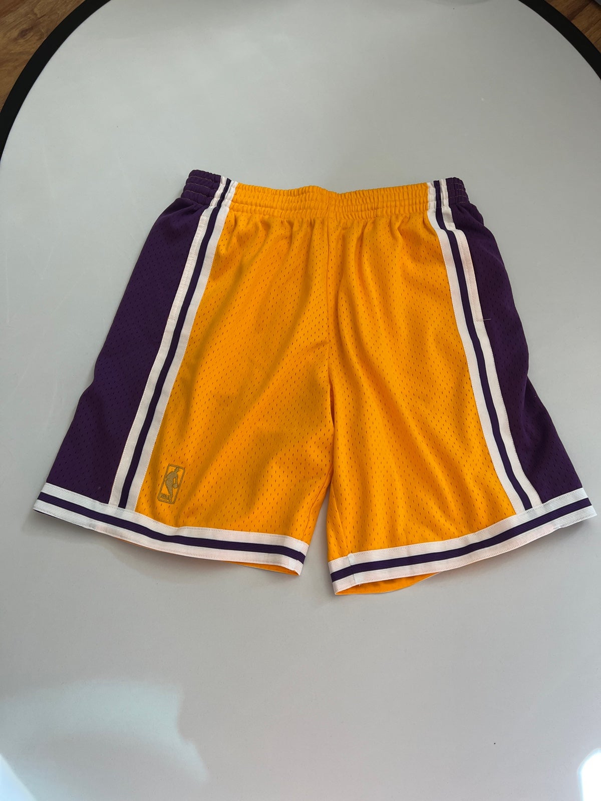 Lakers Mitchell and ness swing man shorts
