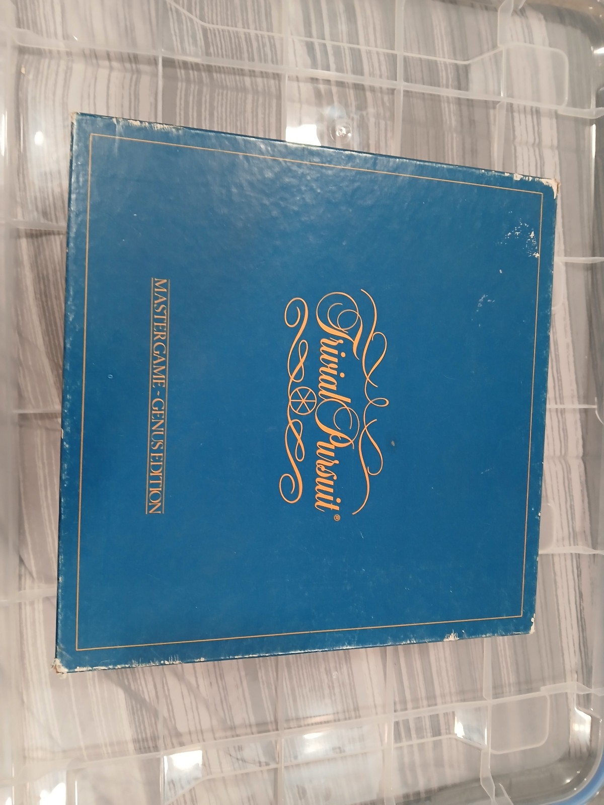 Trivial pursuit master game-genius edition
