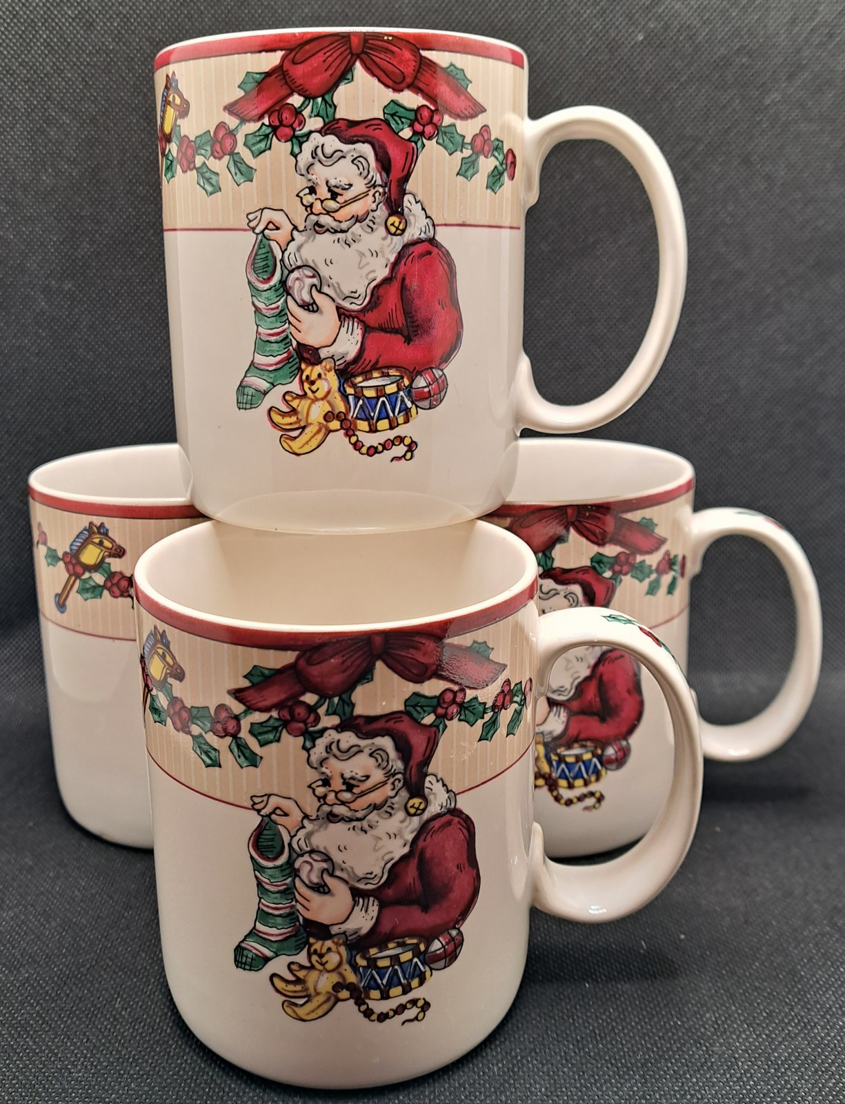 Vintage Fitz and Floyd Set Of 4 Santa's List Mugs 1994 Claus Christmas Stoneware