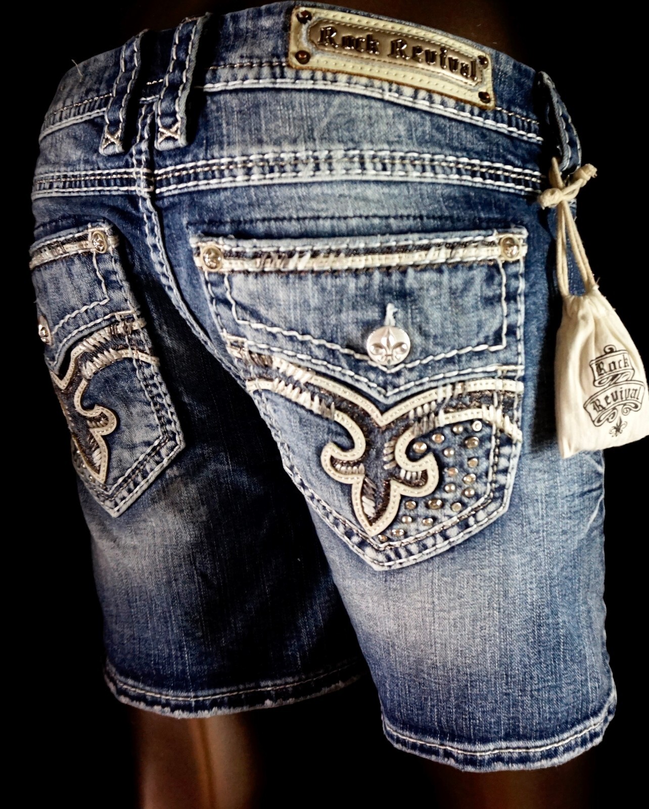 180 Buckle Rock Revival Jeans Andrea Leather Inserts Easy Shorts 34